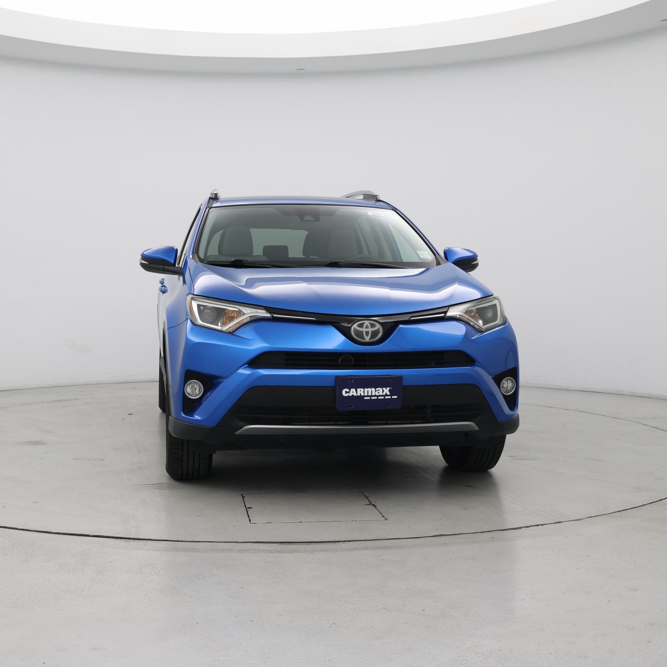 Thumbnail: 2017 Toyota RAV4 - 5