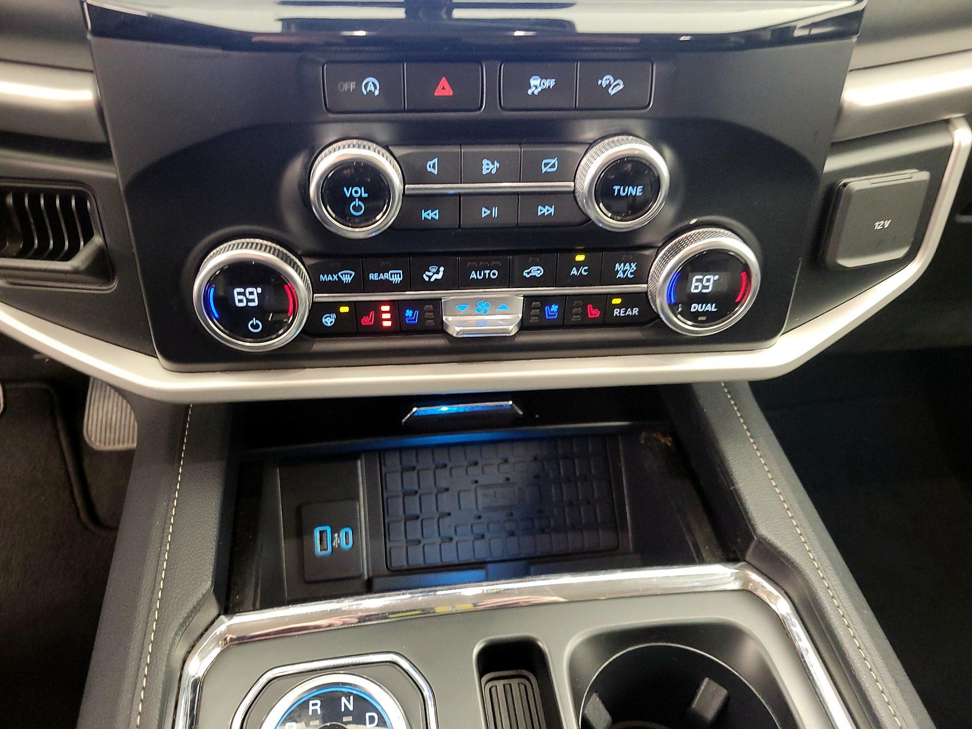 Thumbnail: 2024 Ford Expedition - 17