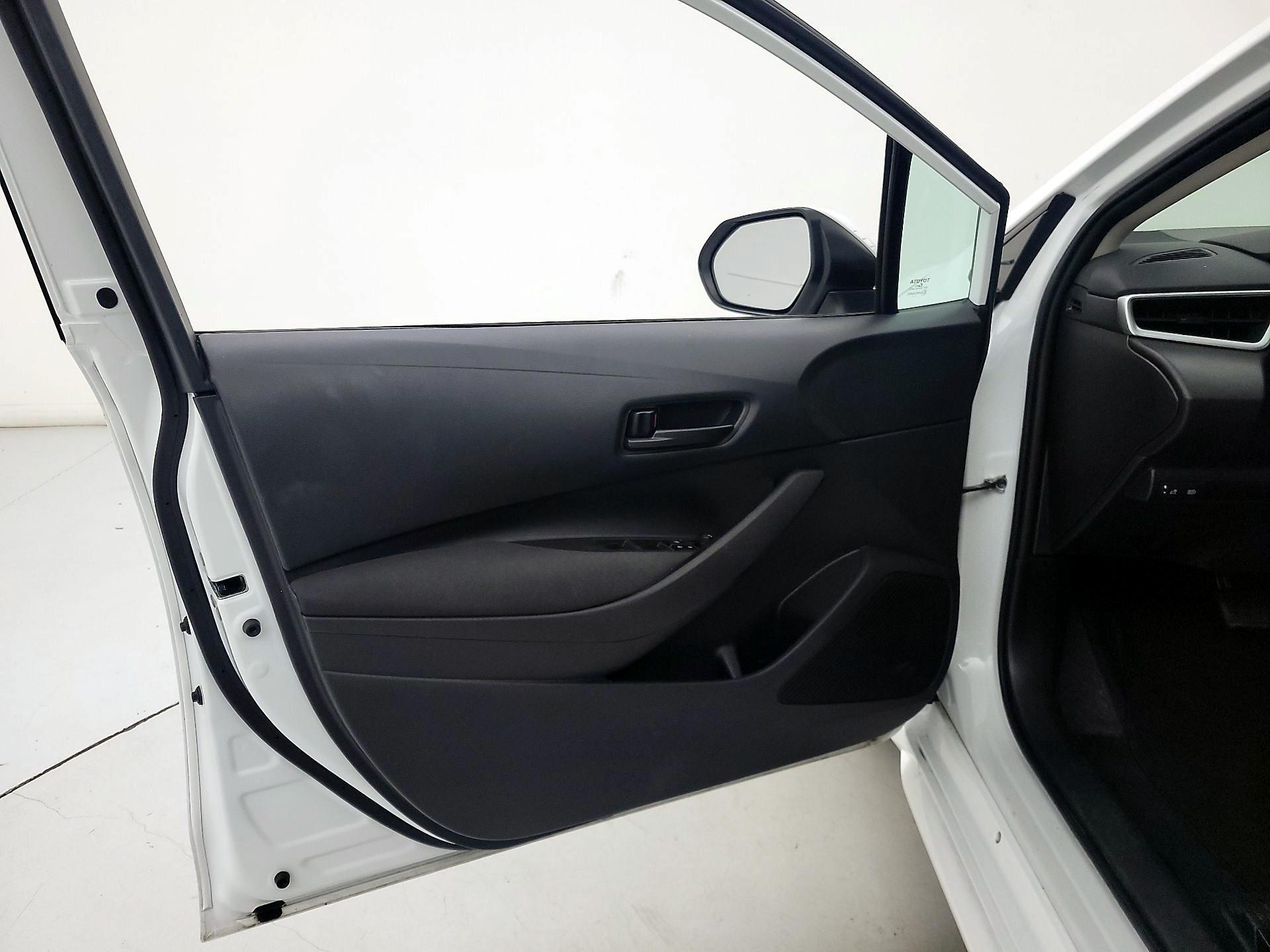 Thumbnail: 2024 Toyota Corolla - 10