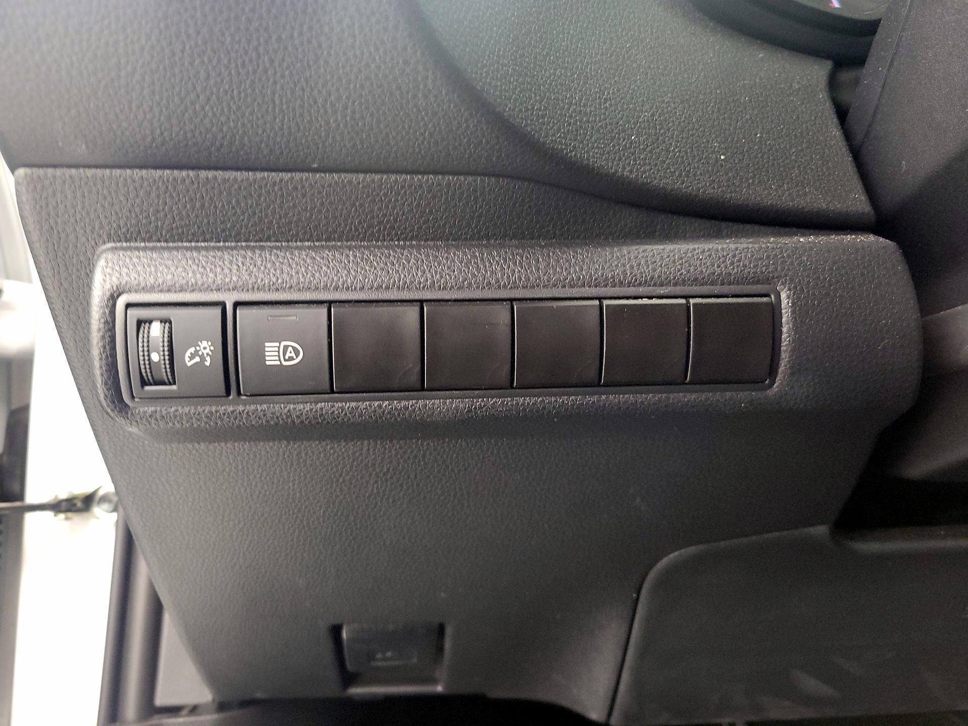 Thumbnail: 2024 Toyota Corolla - 11