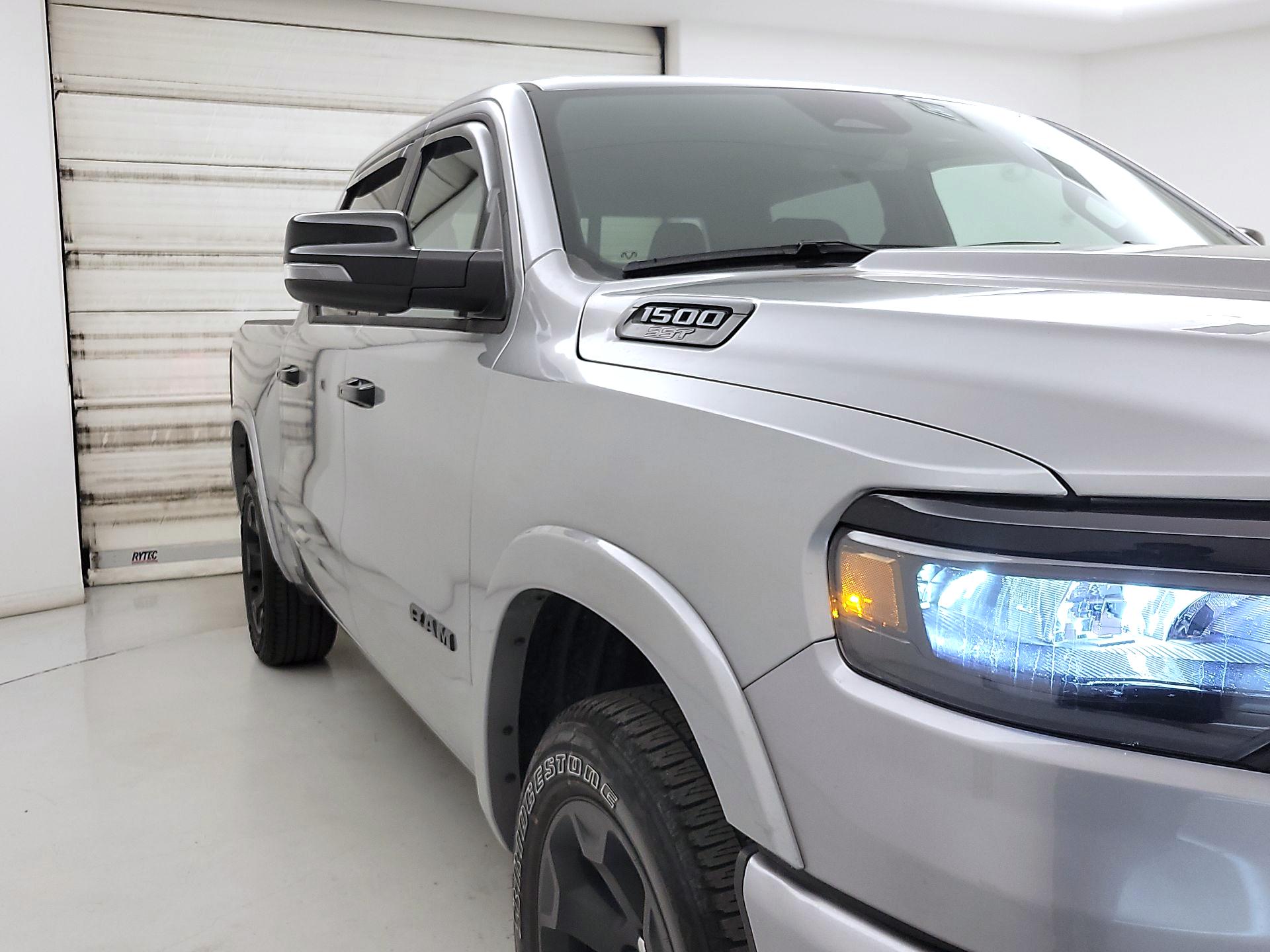 Thumbnail: 2025 RAM 1500 - 1