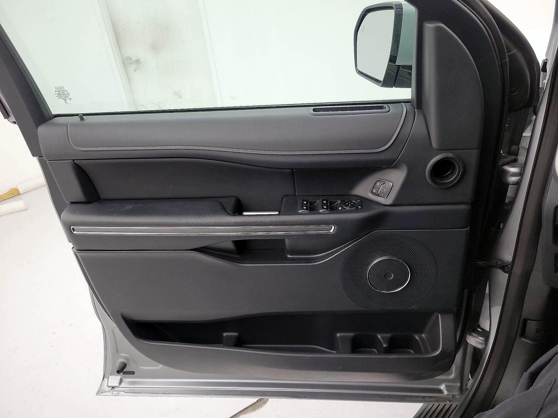 Thumbnail: 2024 Ford Expedition - 10