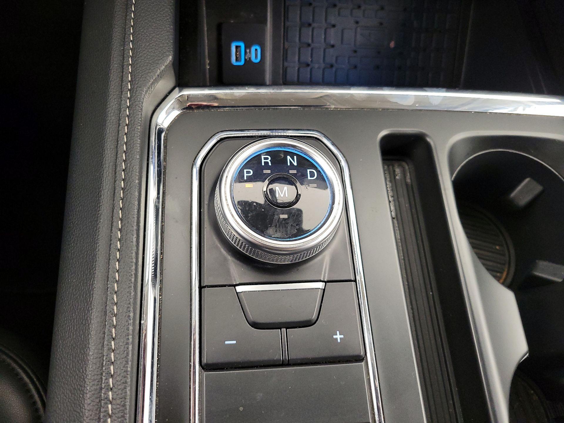 Thumbnail: 2024 Ford Expedition - 16