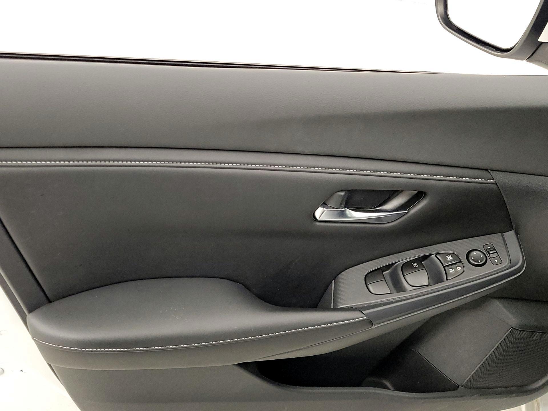 Thumbnail: 2020 Nissan Sentra - 12