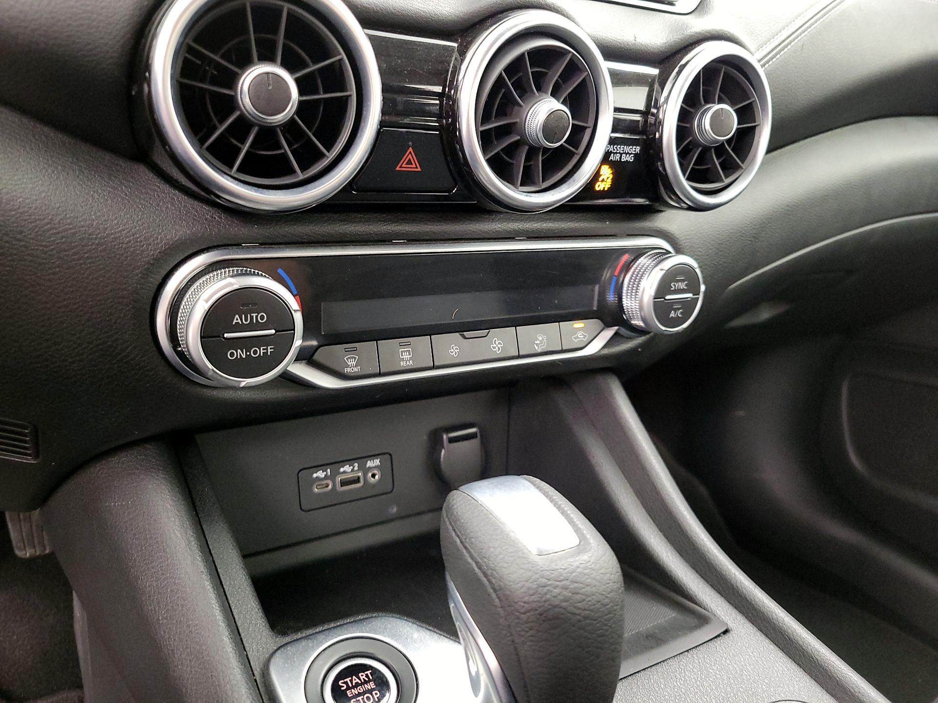 Thumbnail: 2020 Nissan Sentra - 16