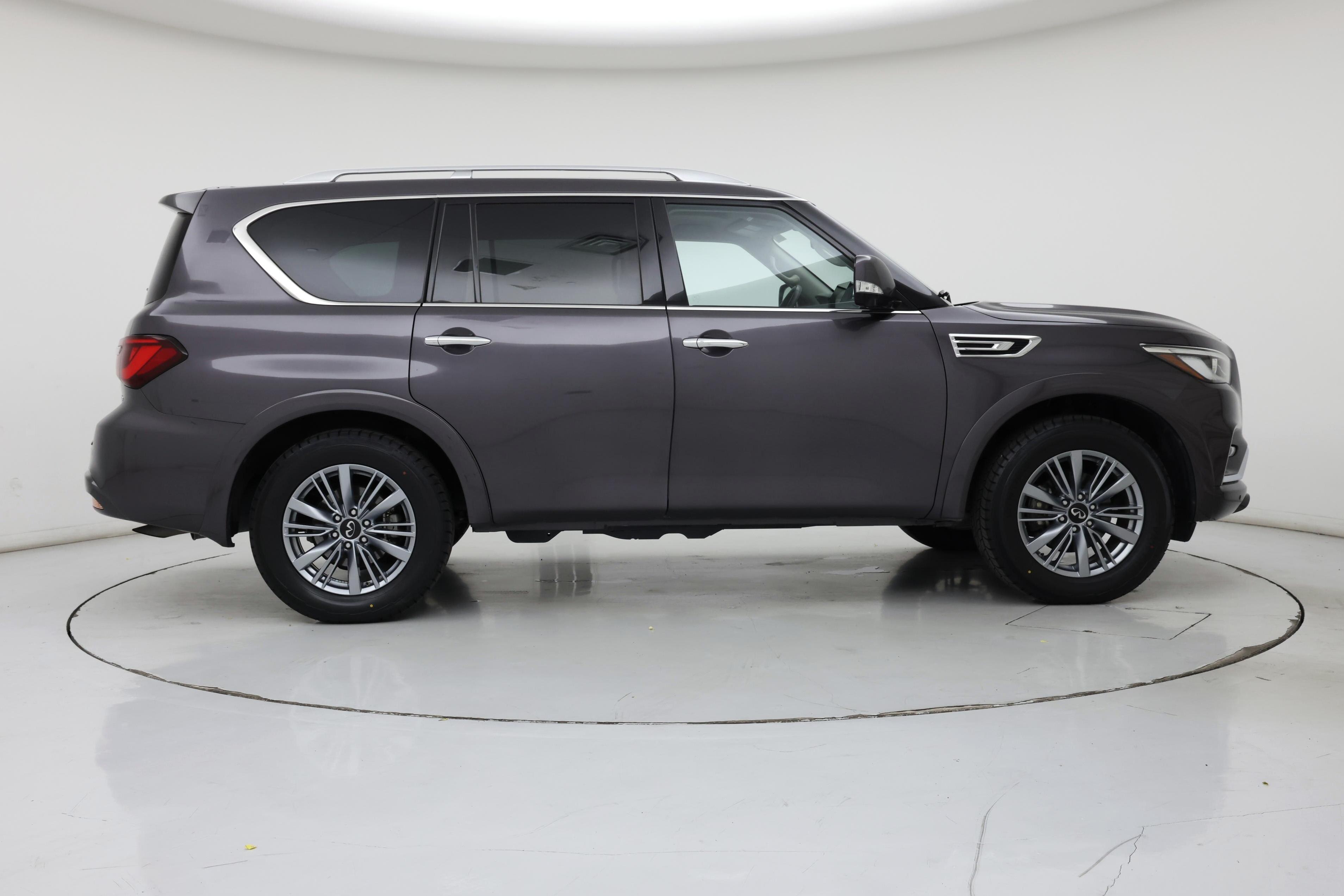 Thumbnail: 2023 INFINITI QX80 - 7
