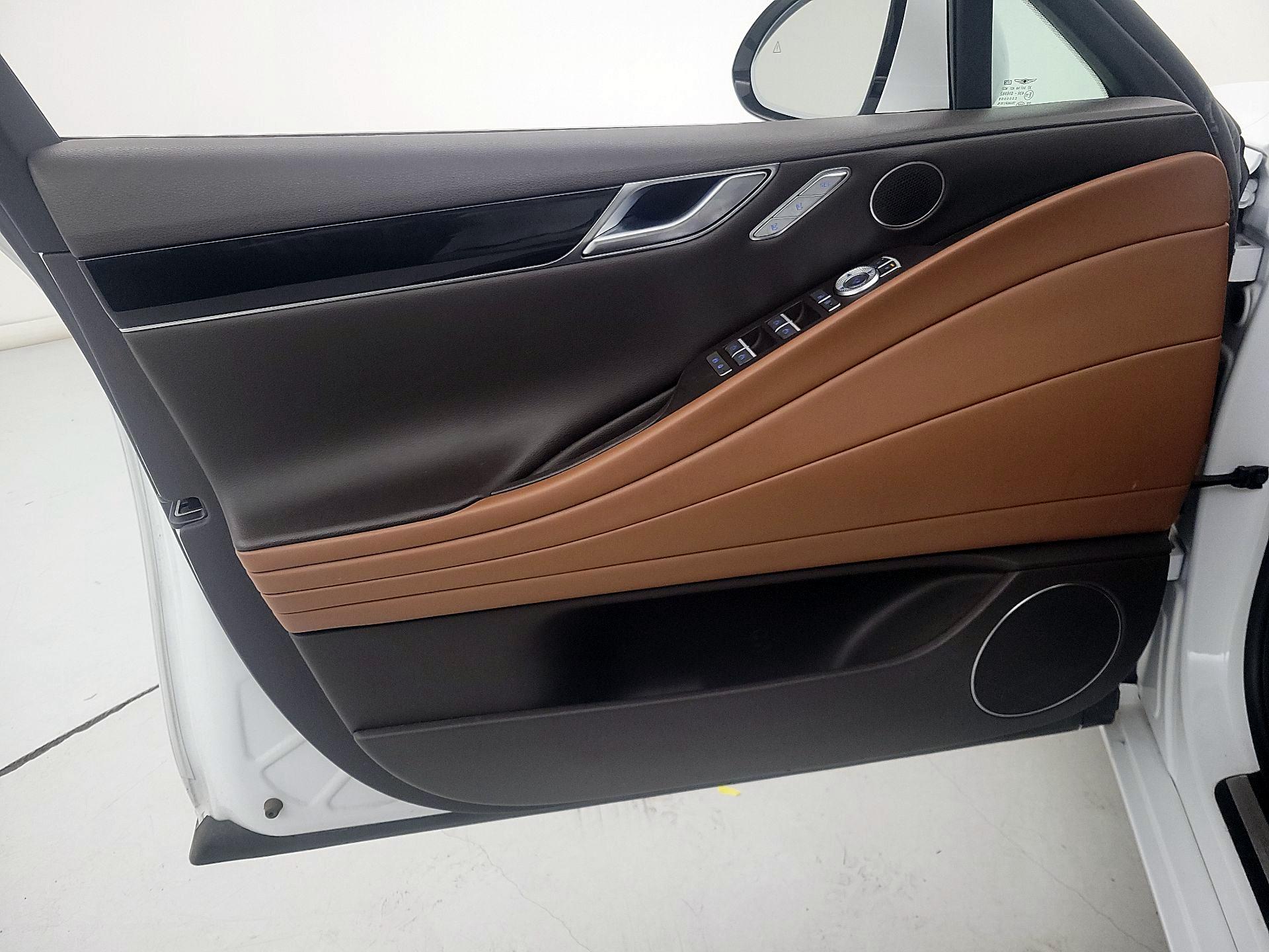 Thumbnail: 2023 Genesis G80 - 12