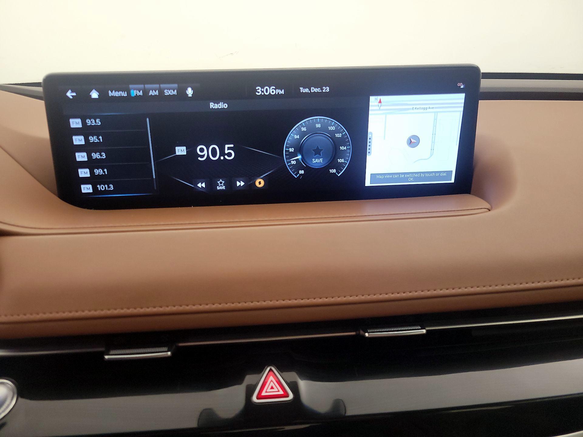 Thumbnail: 2023 Genesis G80 - 16