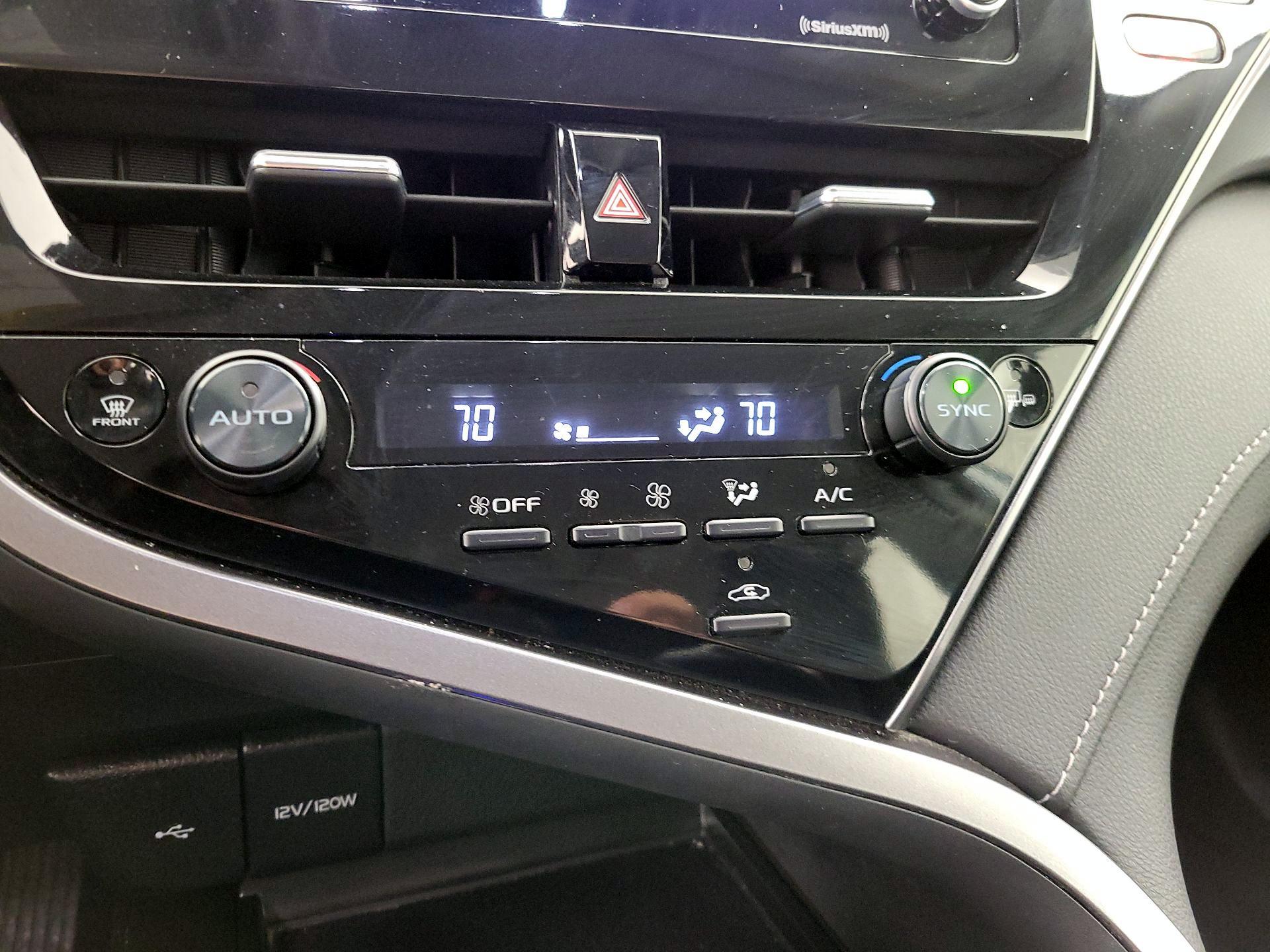 Thumbnail: 2024 Toyota Camry - 14