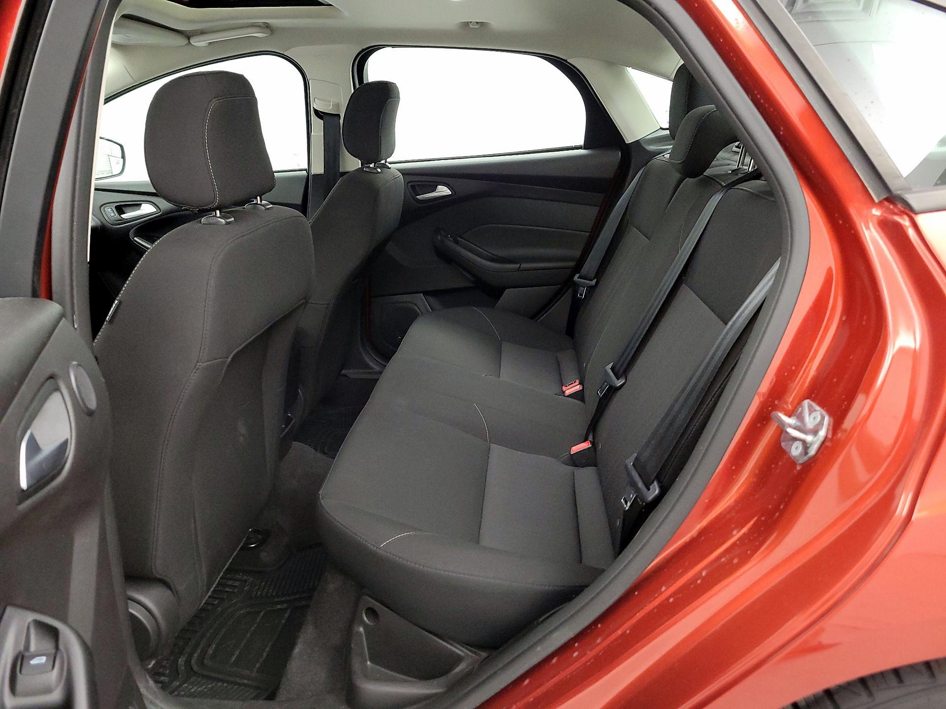 Thumbnail: 2018 Ford Focus - 20