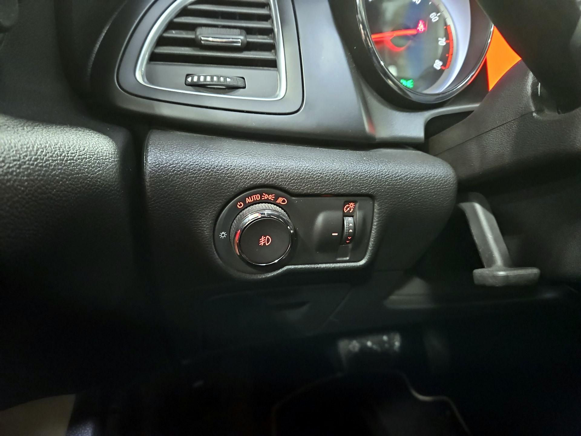 Thumbnail: 2016 Buick Cascada - 13