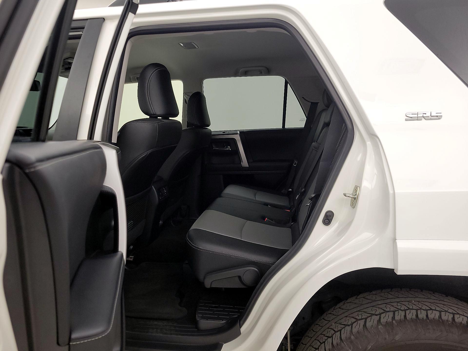 Thumbnail: 2024 Toyota 4Runner - 18