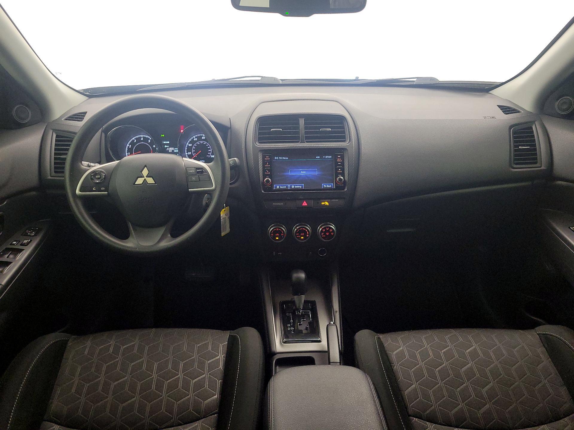 Thumbnail: 2024 Mitsubishi Outlander Sport - 9