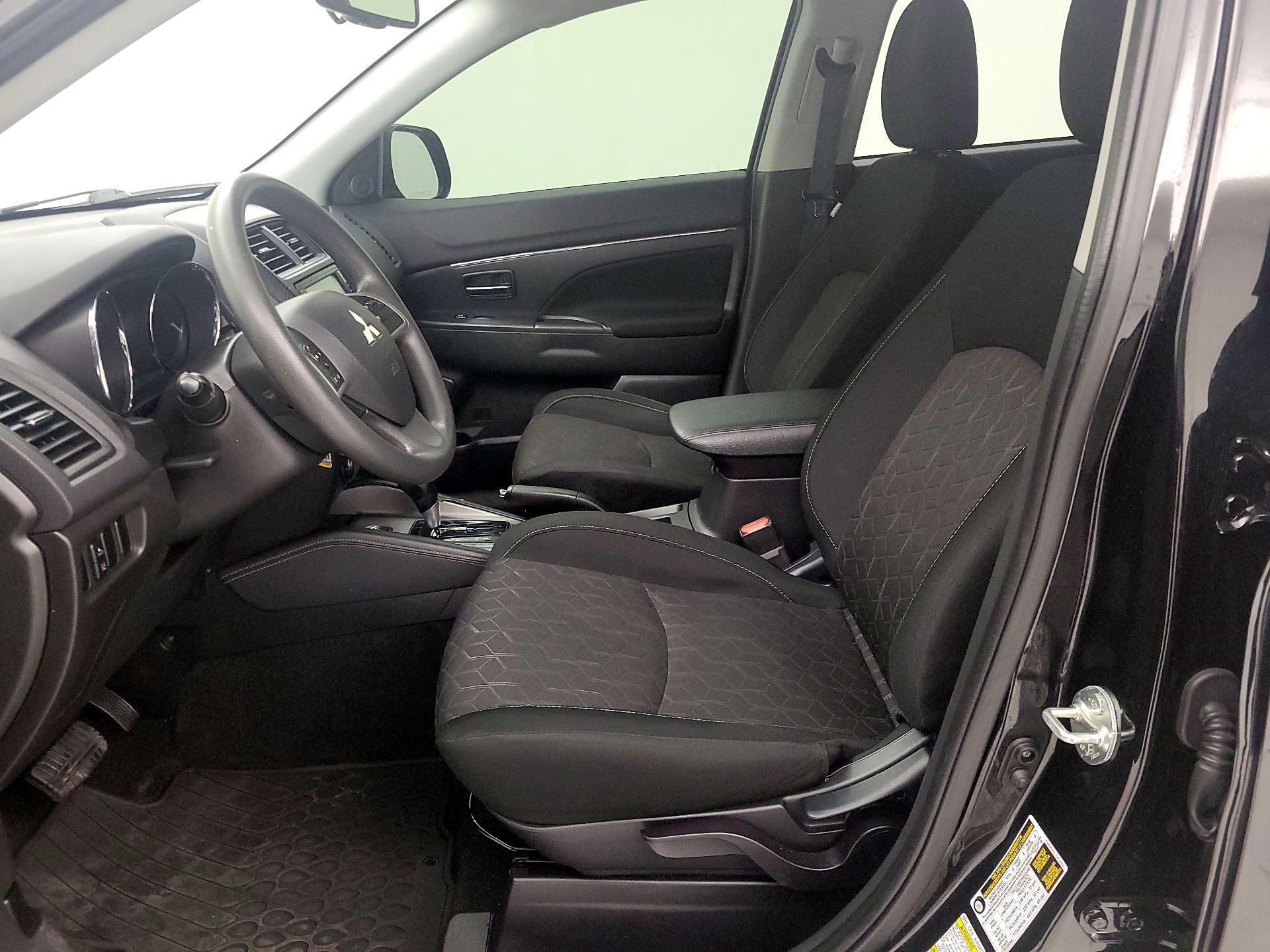 Thumbnail: 2024 Mitsubishi Outlander Sport - 11