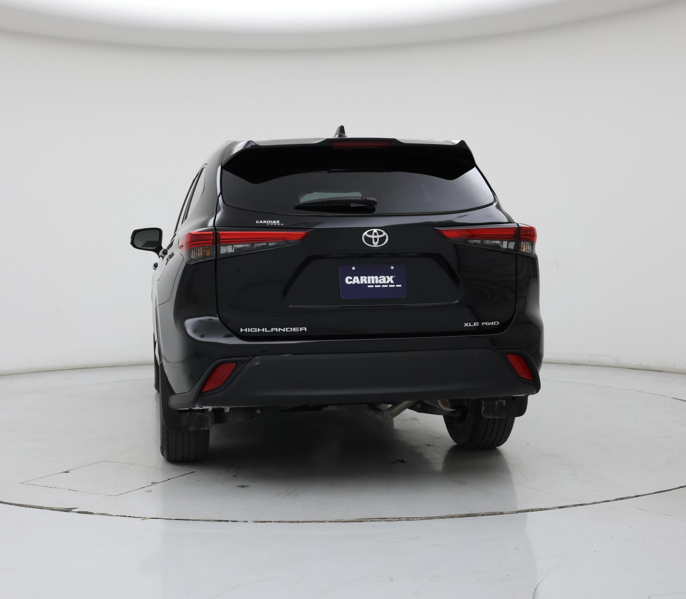 Thumbnail: 2023 Toyota Highlander - 6