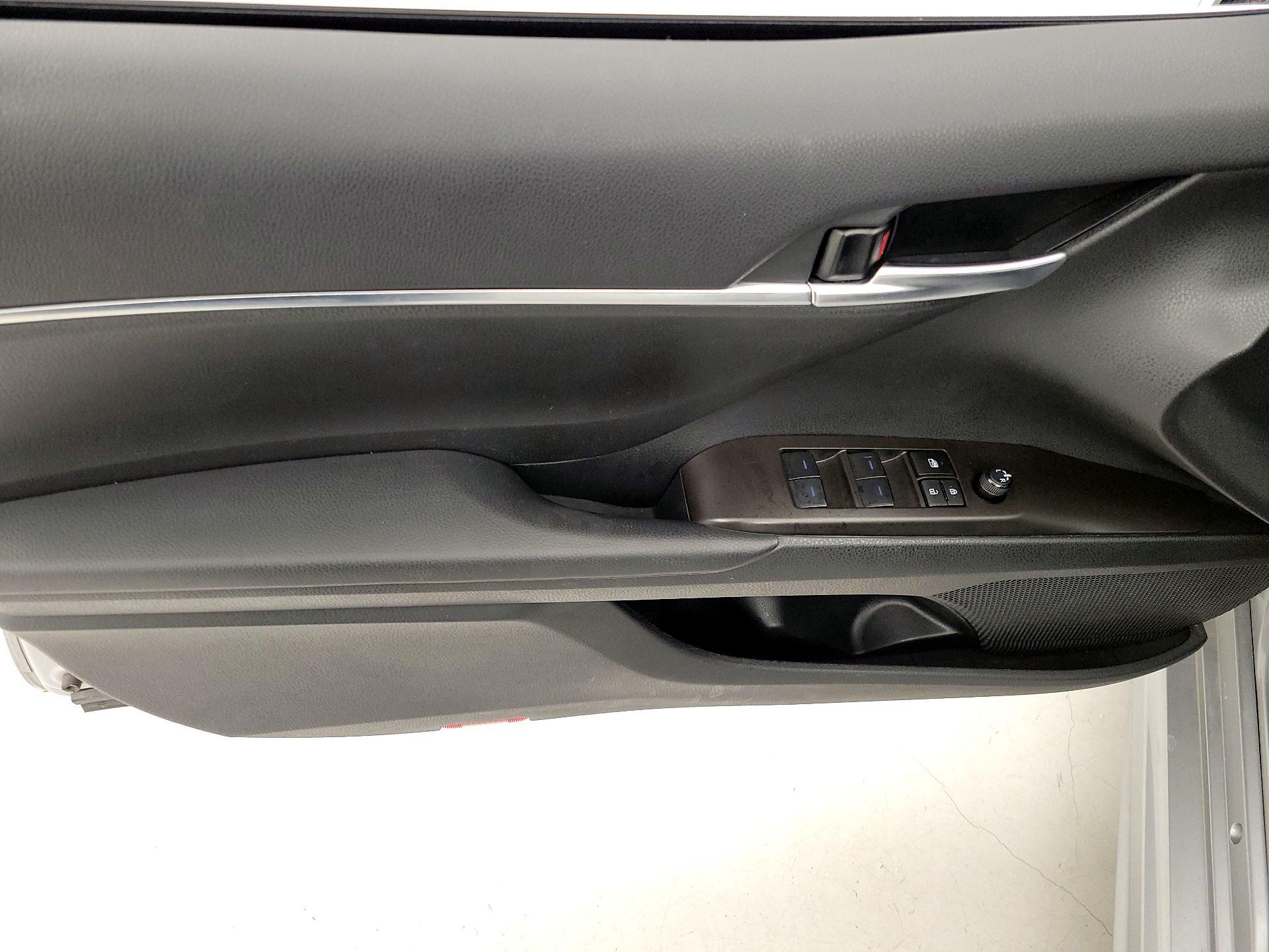 Thumbnail: 2024 Toyota Camry - 12