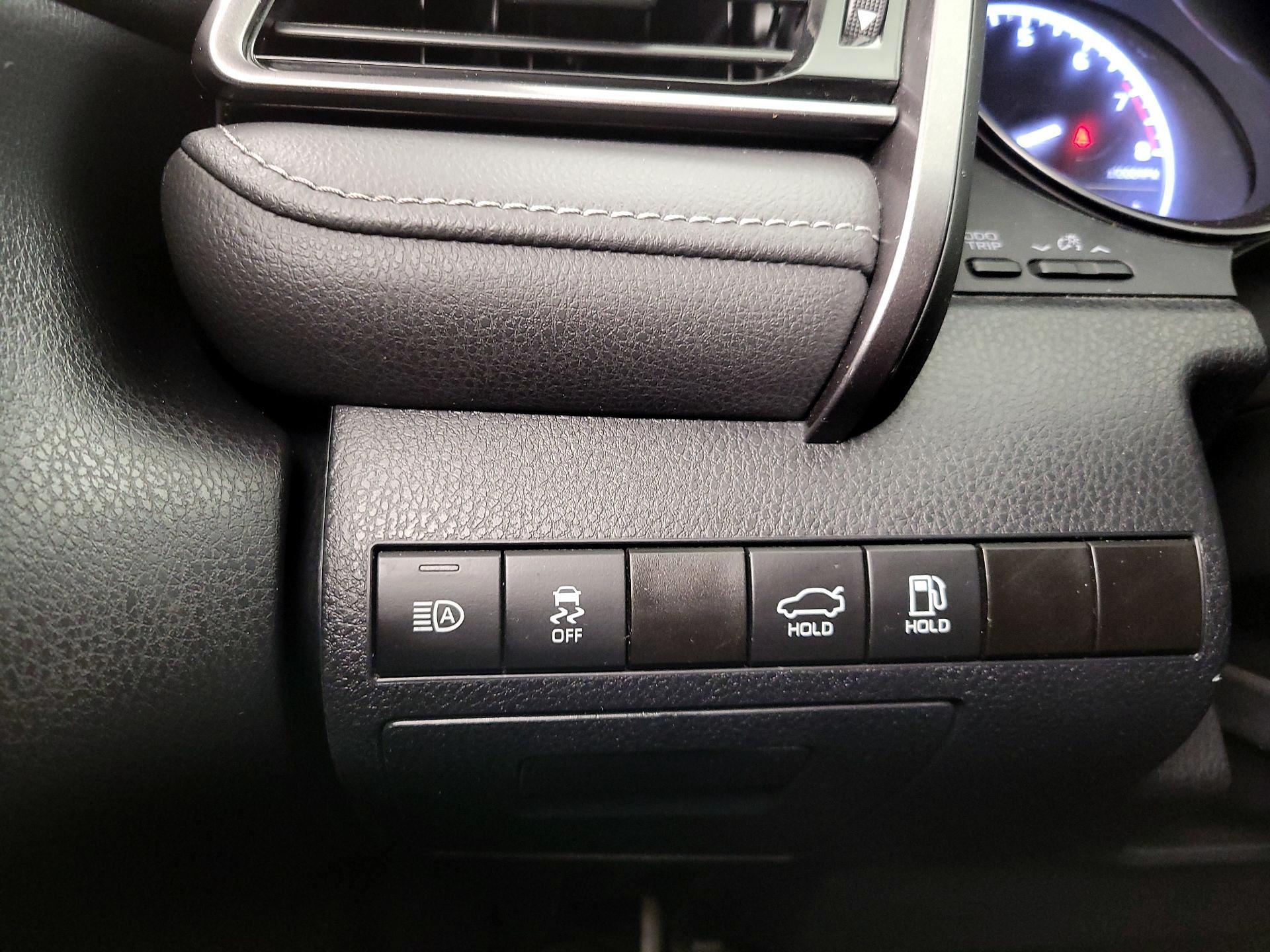 Thumbnail: 2024 Toyota Camry - 13