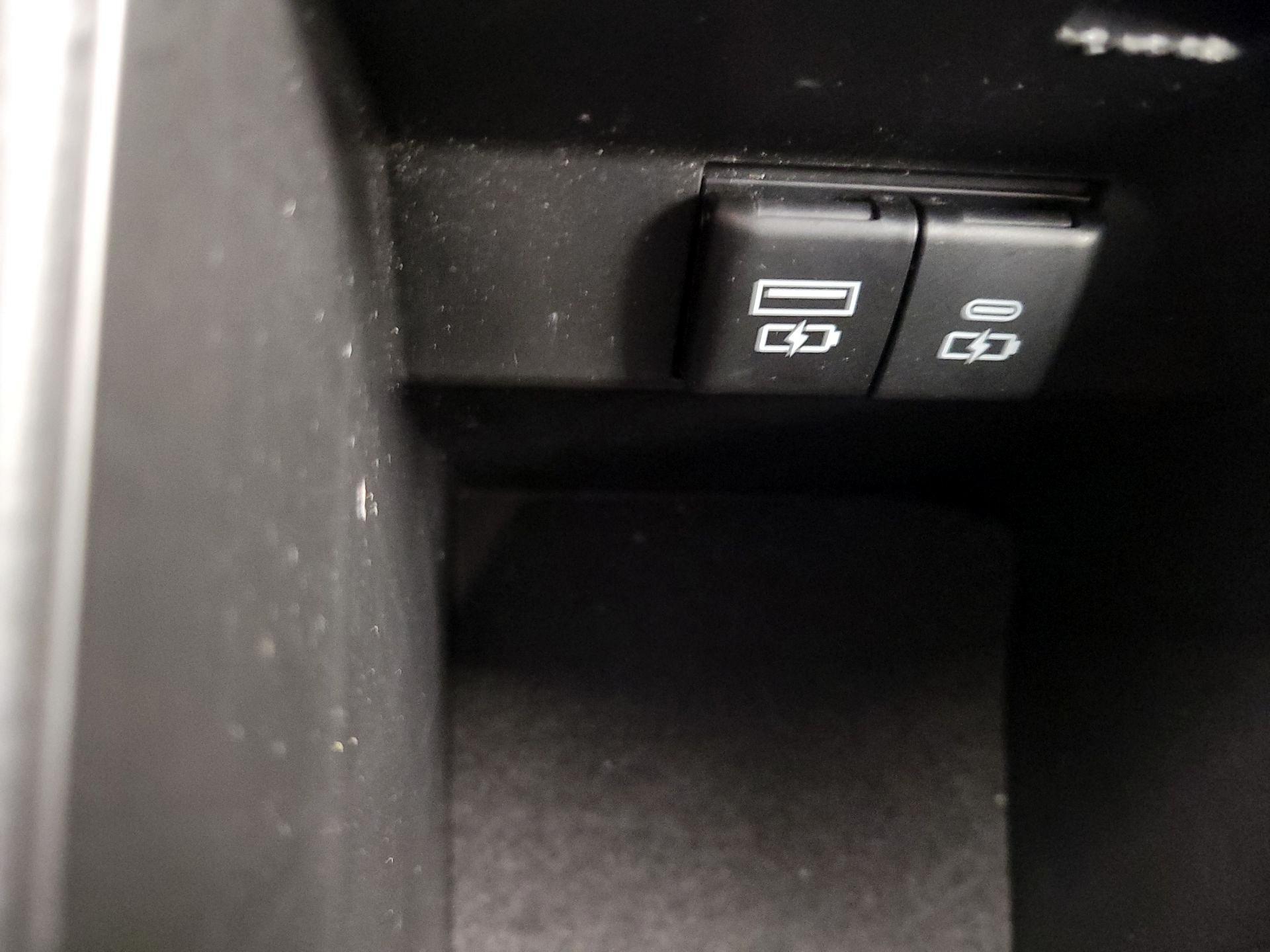 Thumbnail: 2024 Toyota Camry - 18