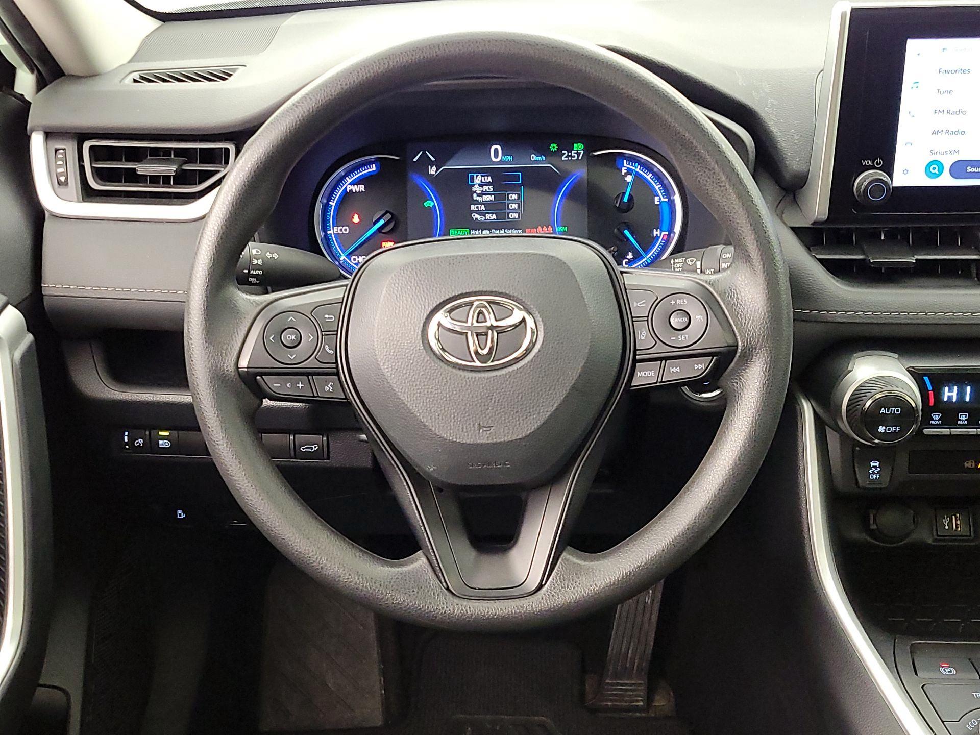 Thumbnail: 2024 Toyota RAV4 - 10