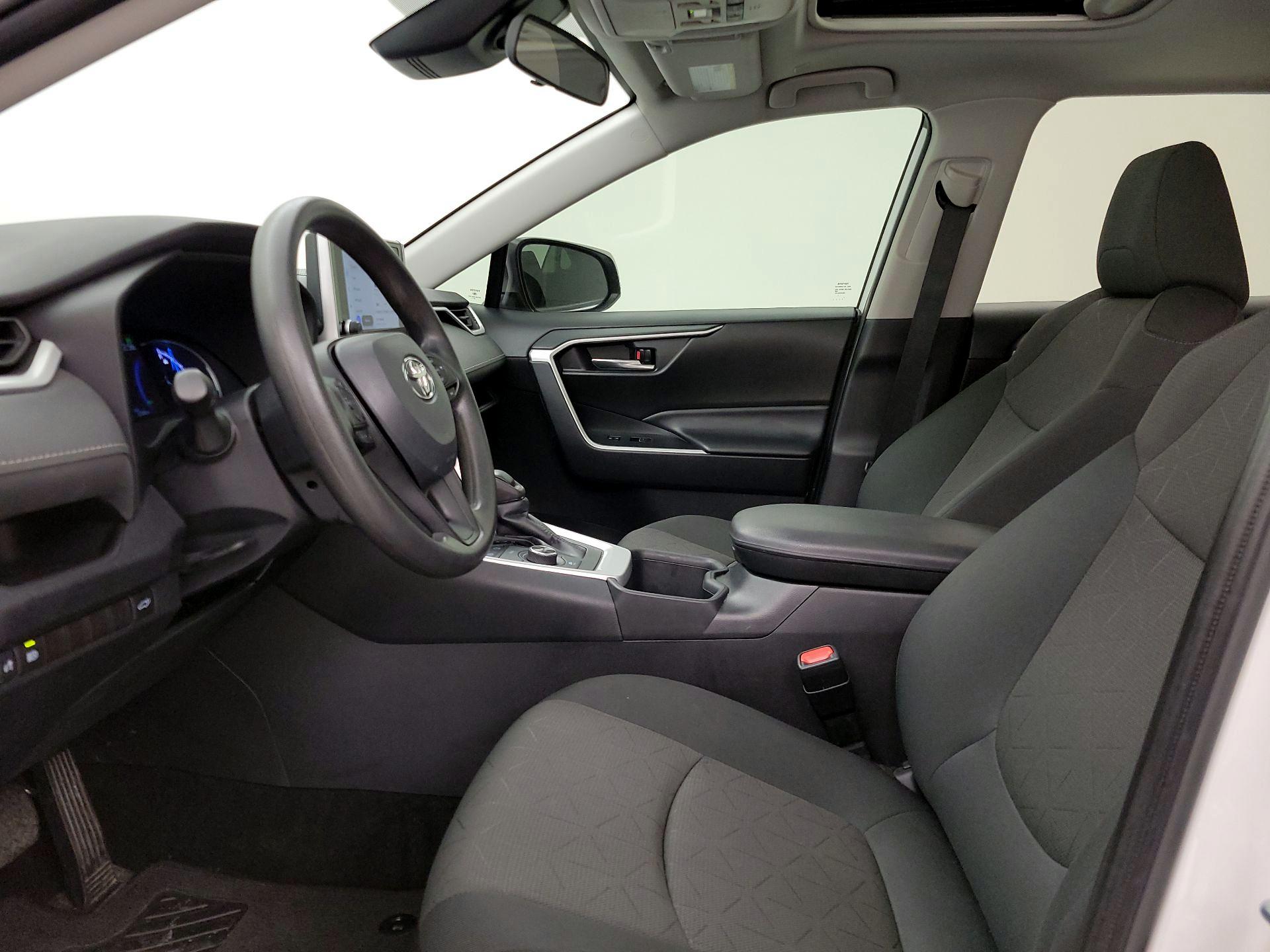 Thumbnail: 2024 Toyota RAV4 - 11