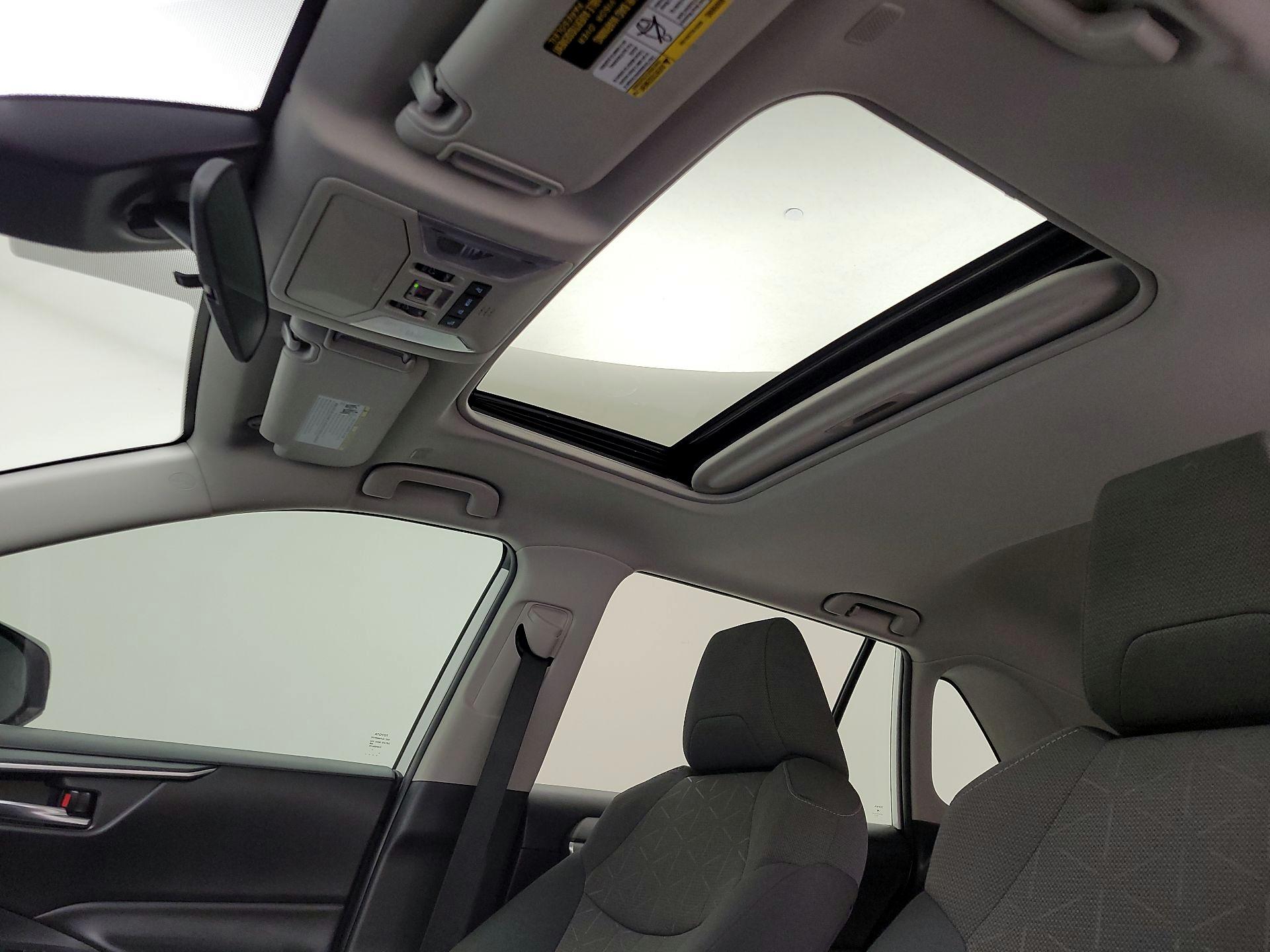 Thumbnail: 2024 Toyota RAV4 - 19