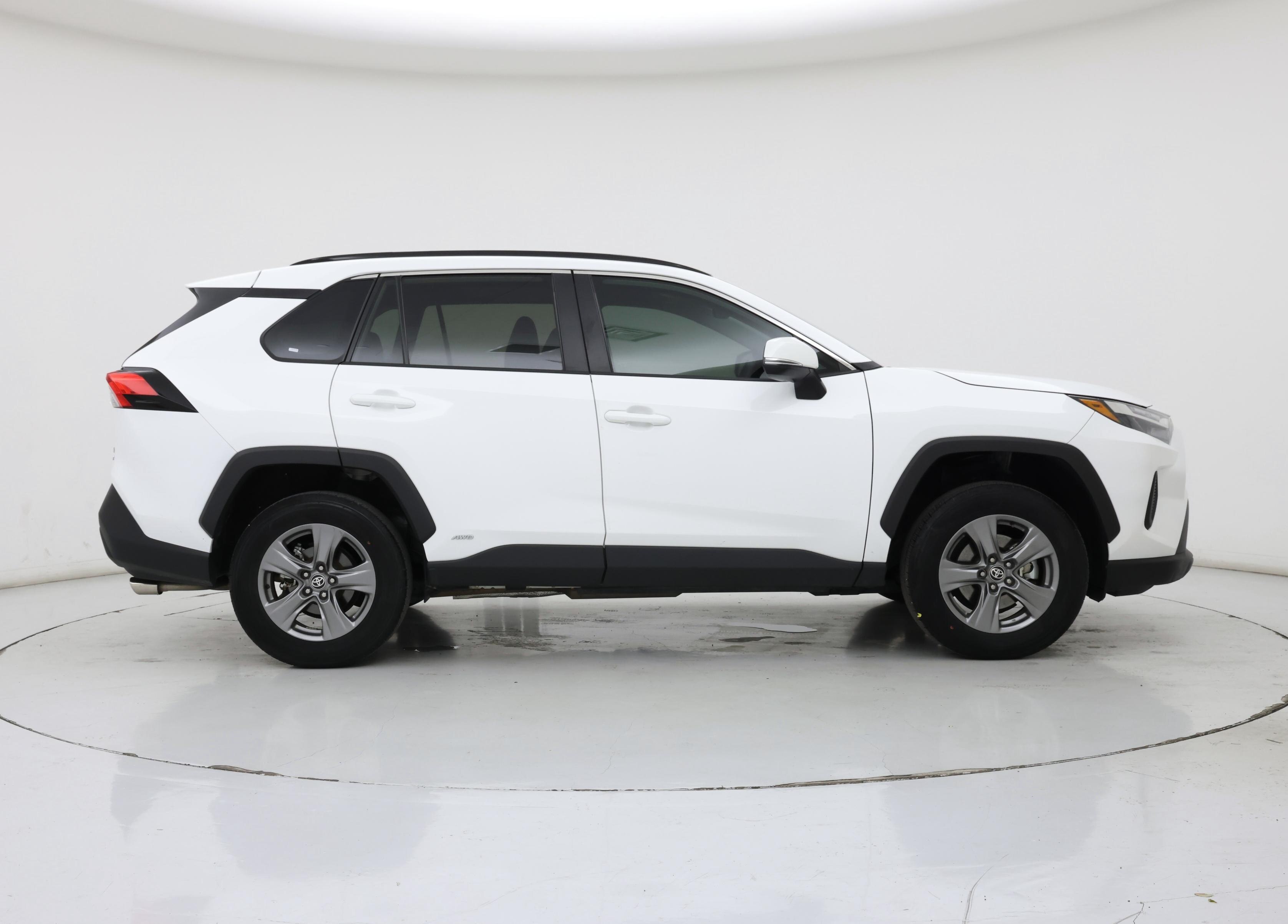 Thumbnail: 2024 Toyota RAV4 - 7