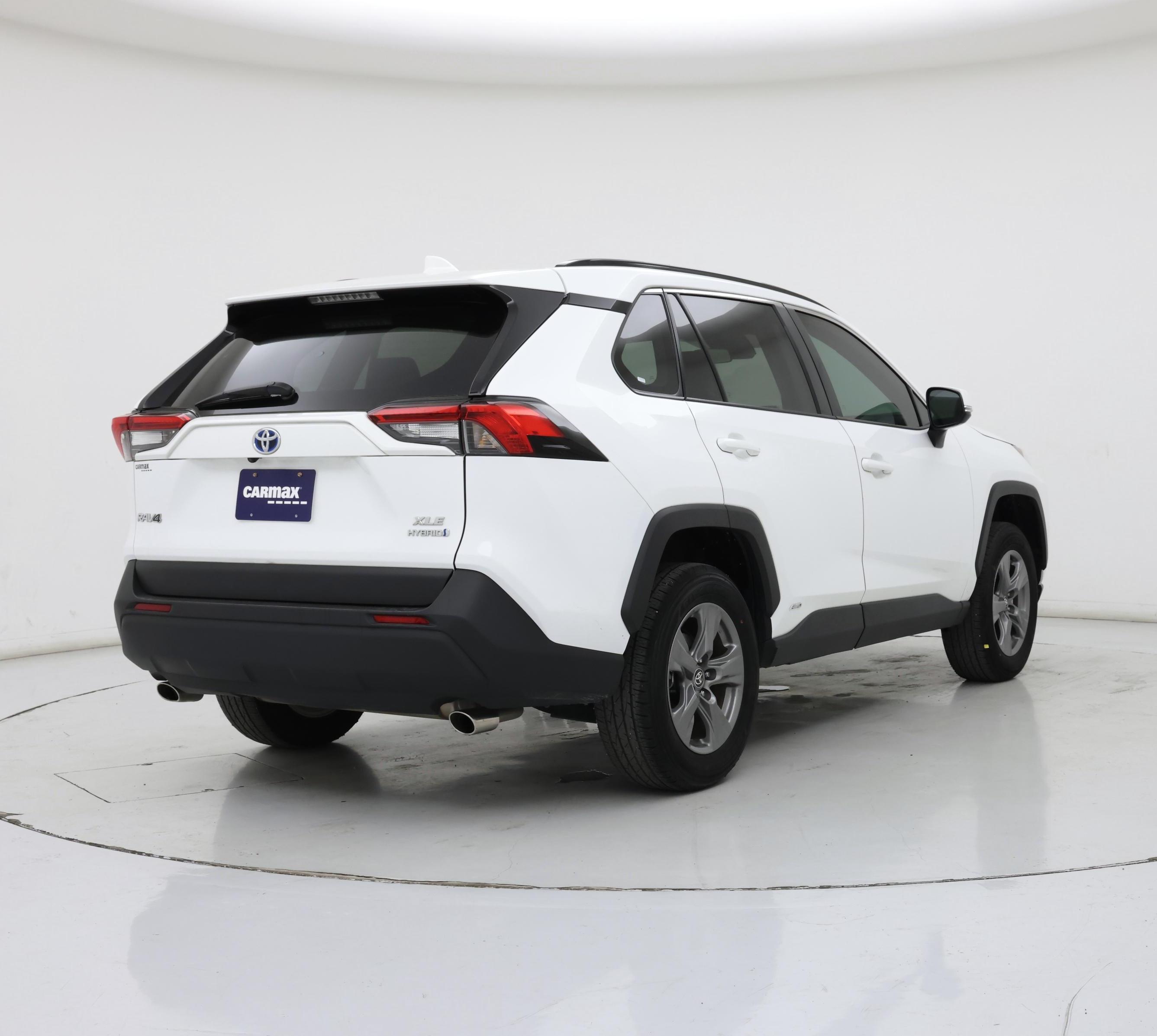 Thumbnail: 2024 Toyota RAV4 - 8