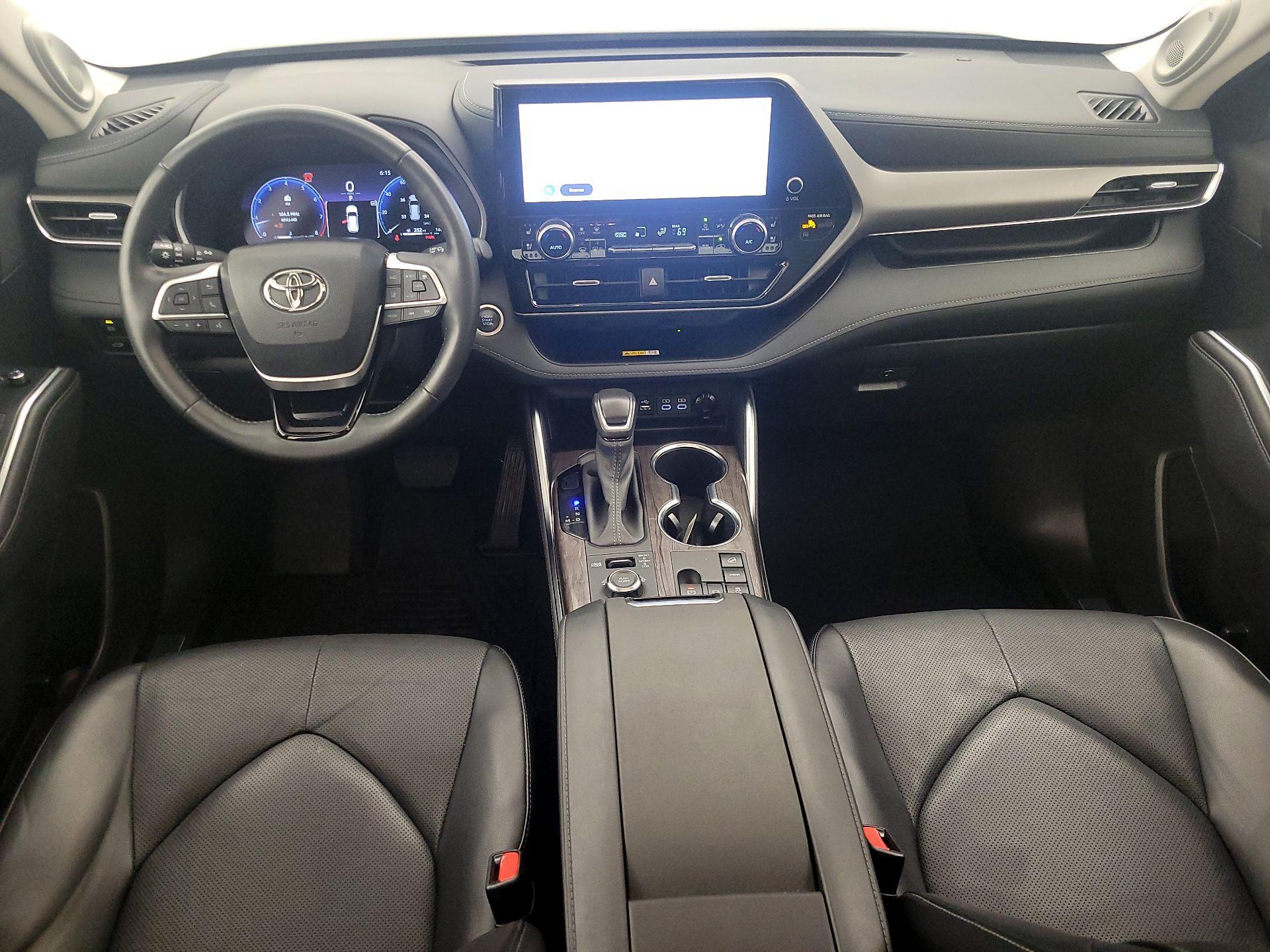 Thumbnail: 2024 Toyota Highlander - 9