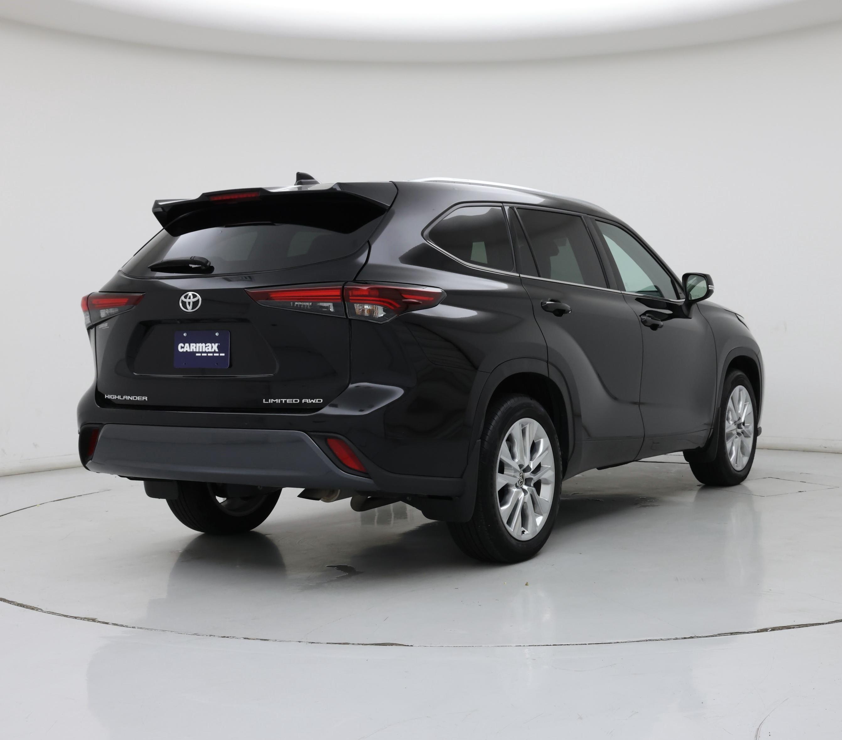 Thumbnail: 2024 Toyota Highlander - 8