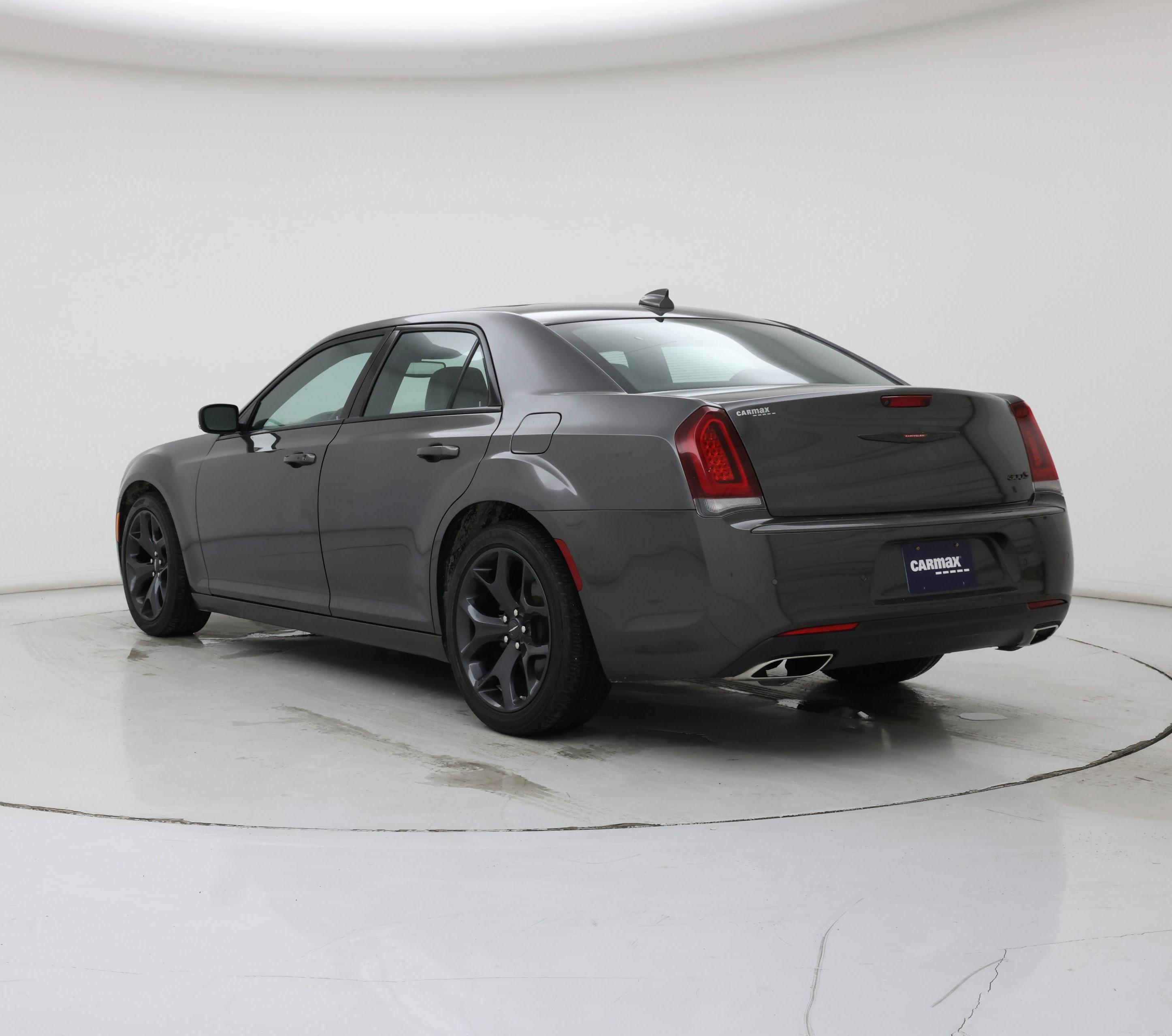 Thumbnail: 2023 Chrysler 300 - 2