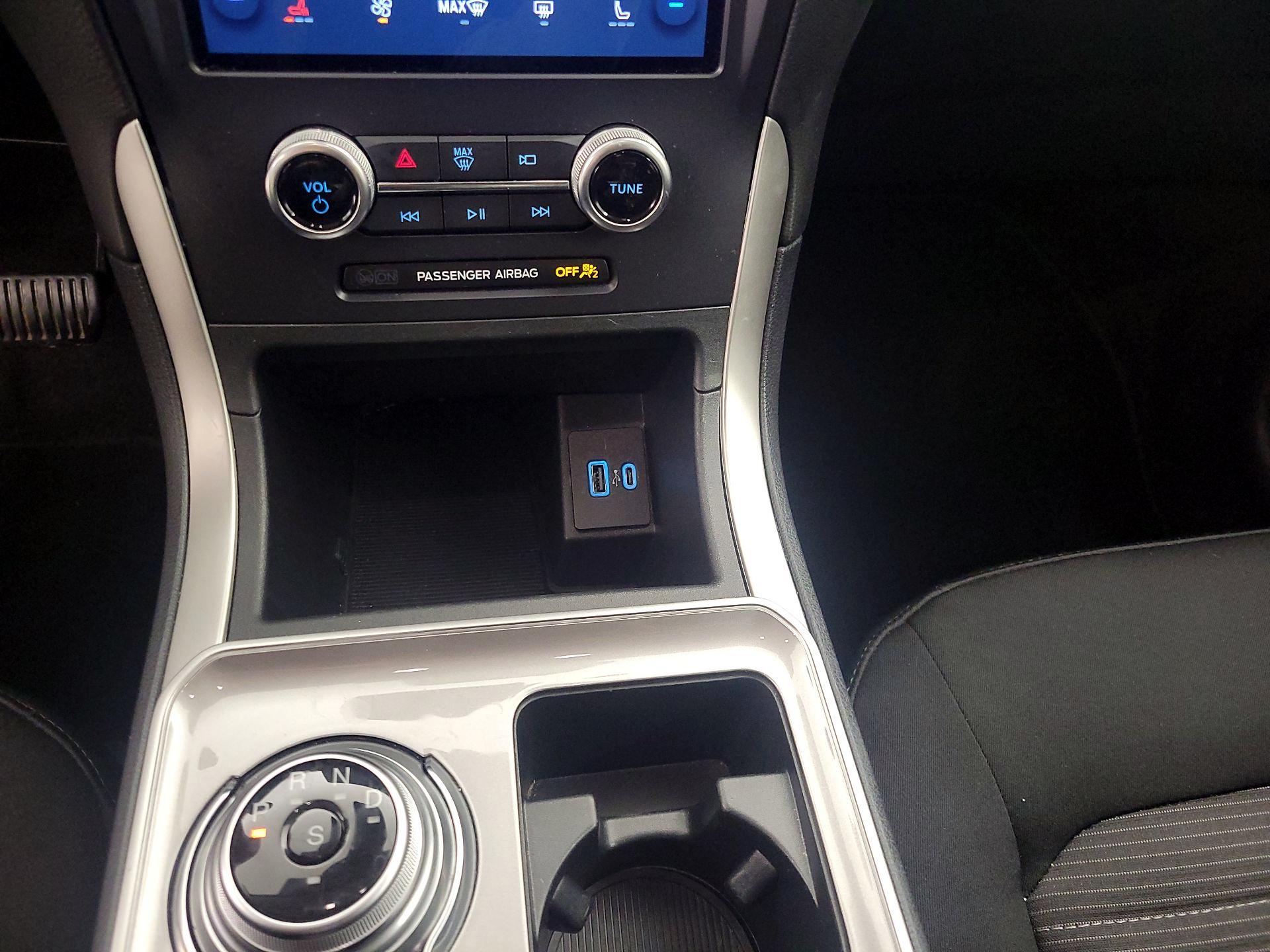 Thumbnail: 2024 Ford Edge - 18