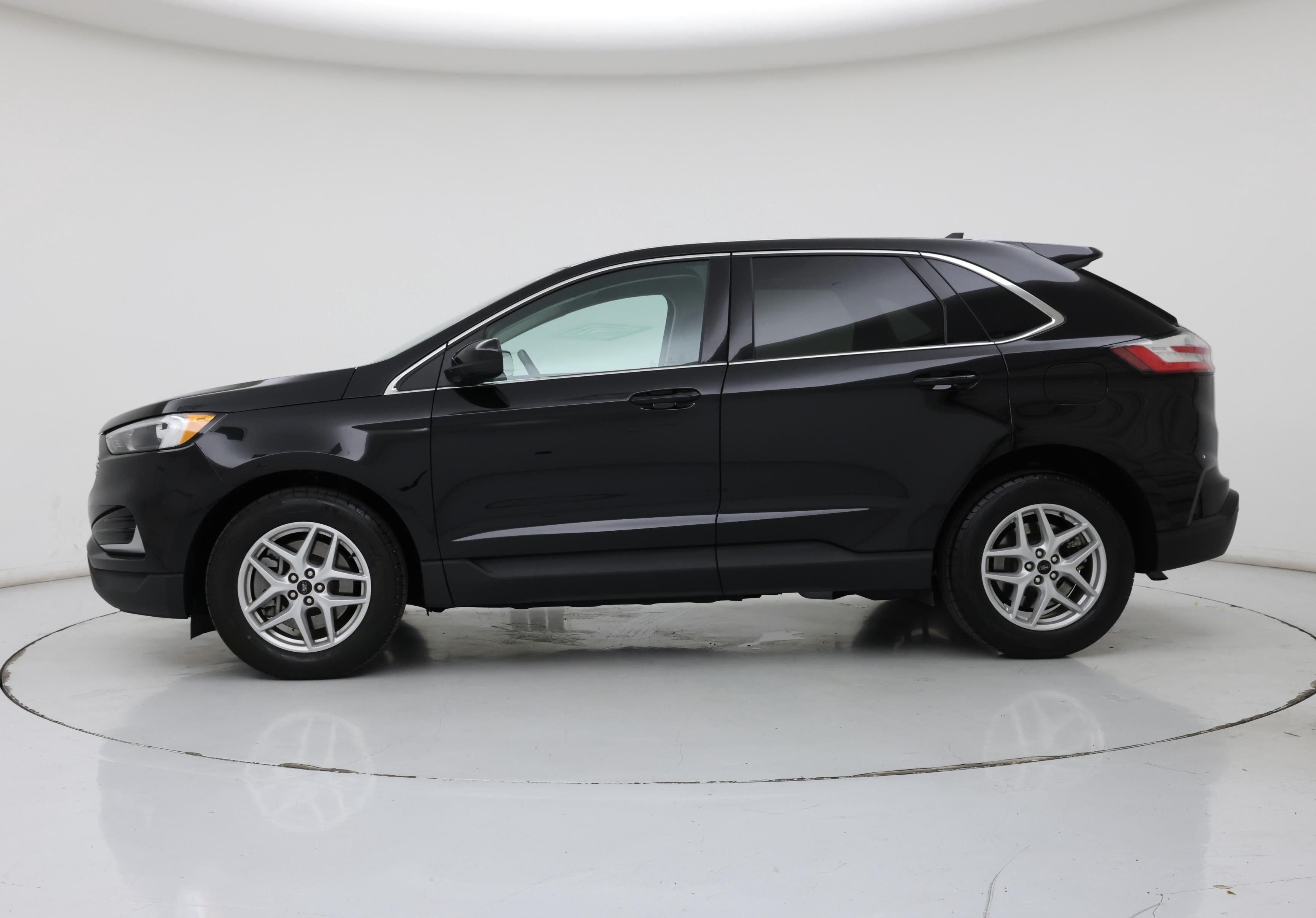 Thumbnail: 2024 Ford Edge - 3