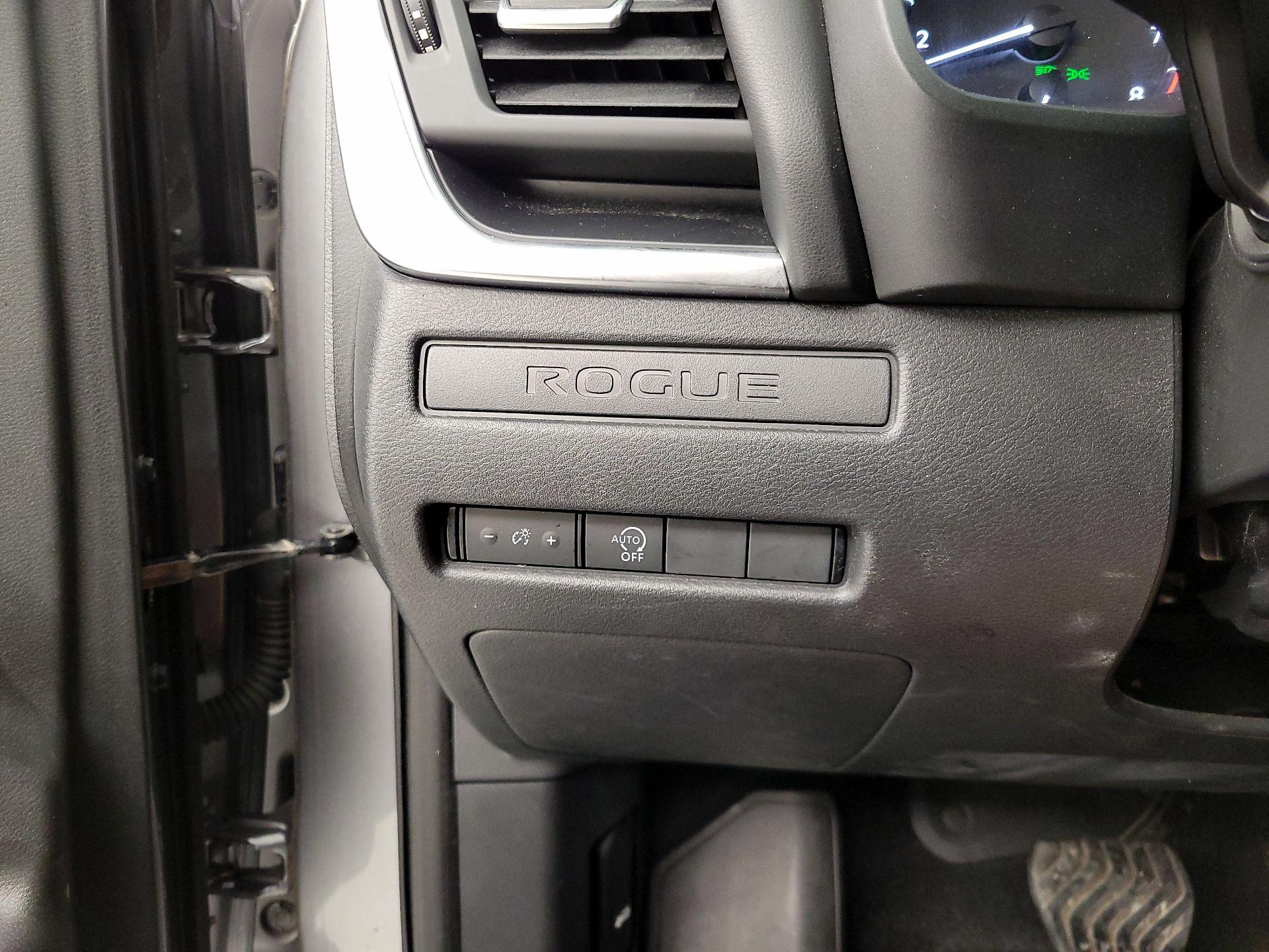 Thumbnail: 2023 Nissan Rogue - 13