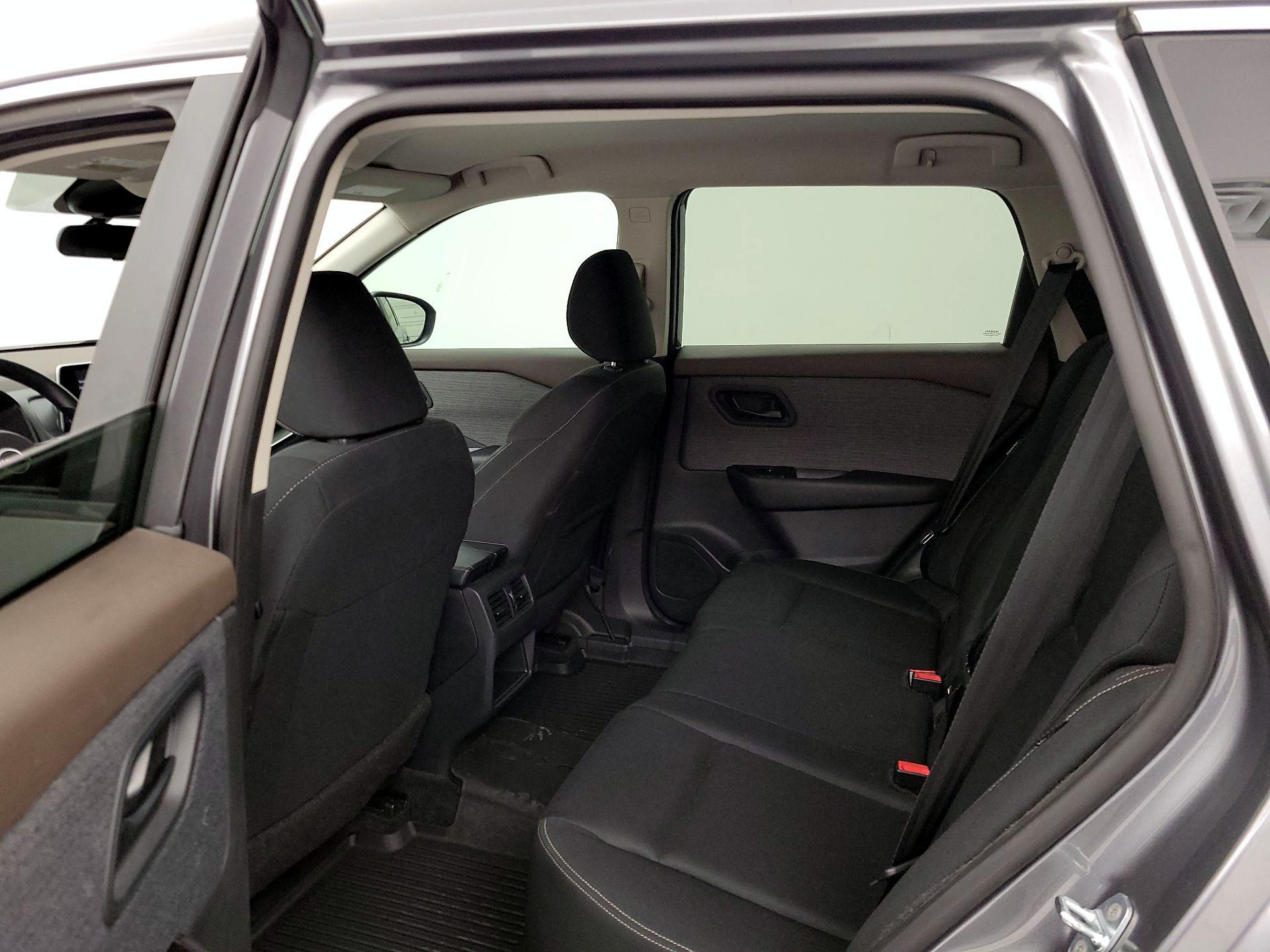 Thumbnail: 2023 Nissan Rogue - 19