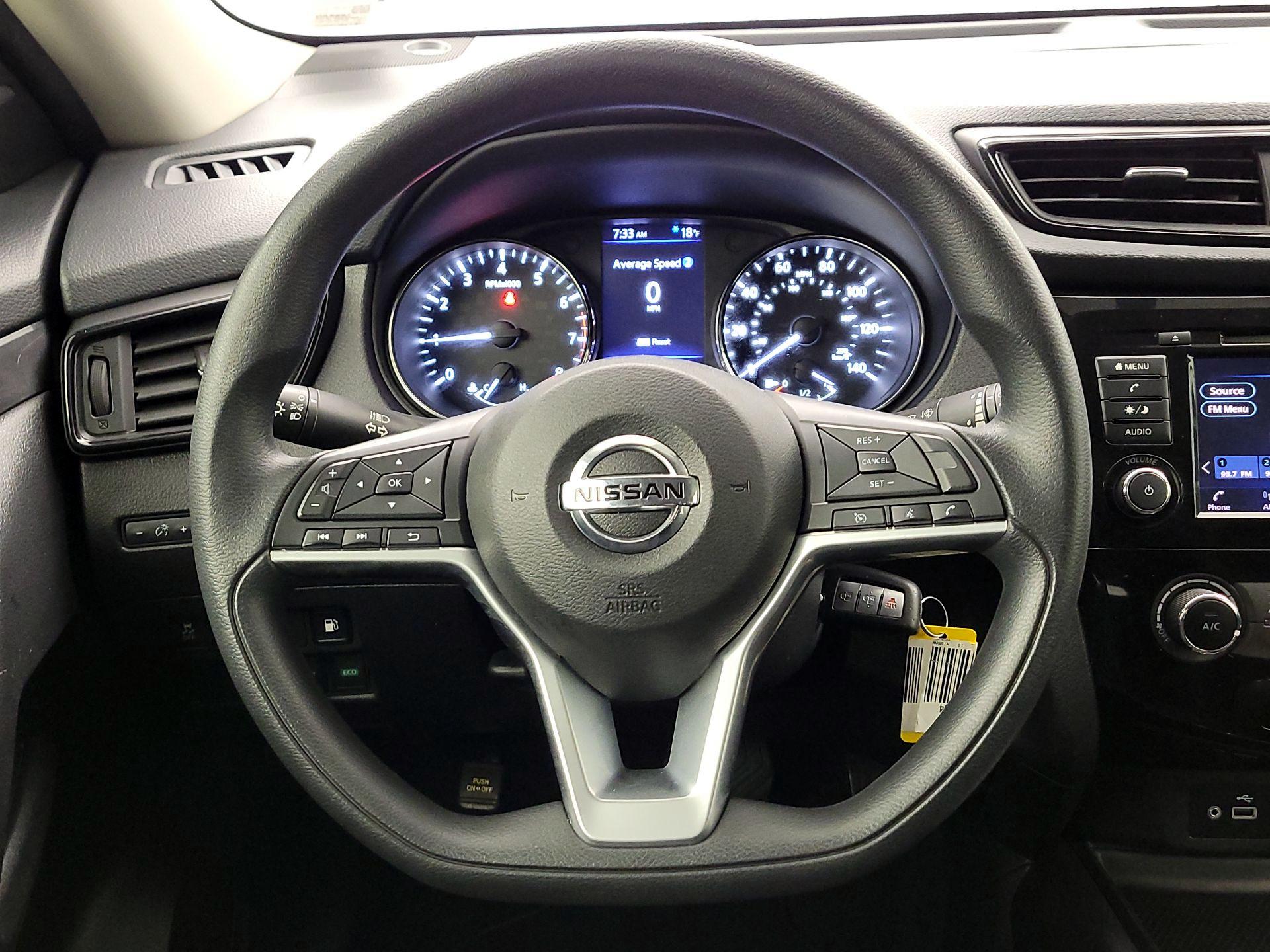 Thumbnail: 2018 Nissan Rogue - 10