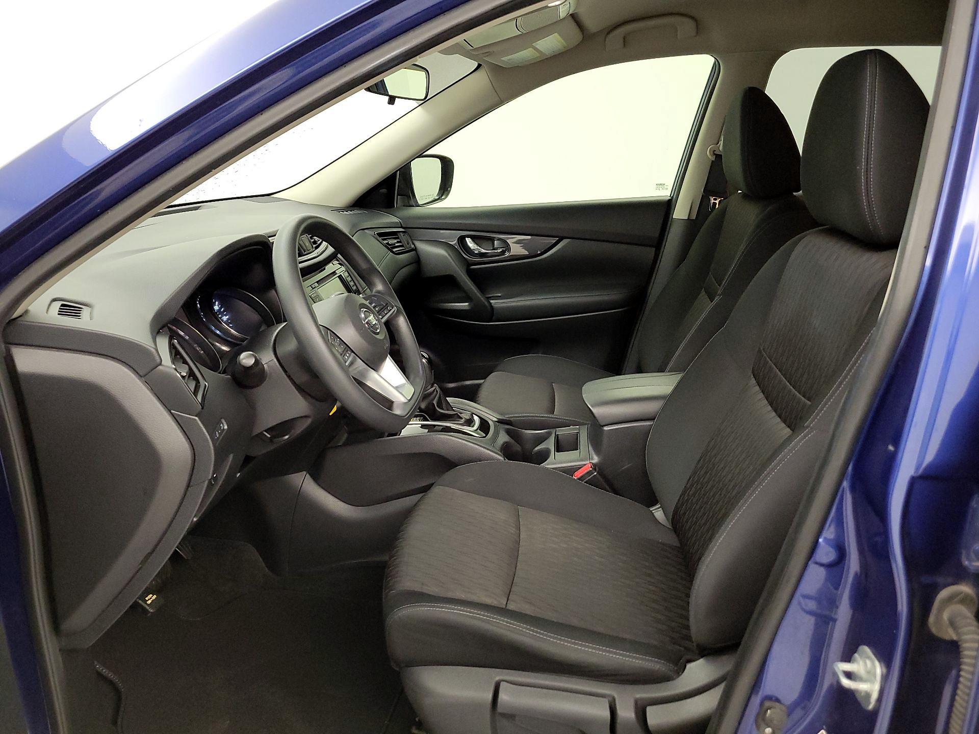 Thumbnail: 2018 Nissan Rogue - 11