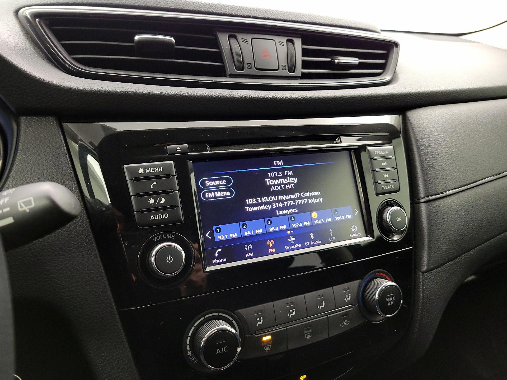 Thumbnail: 2018 Nissan Rogue - 15