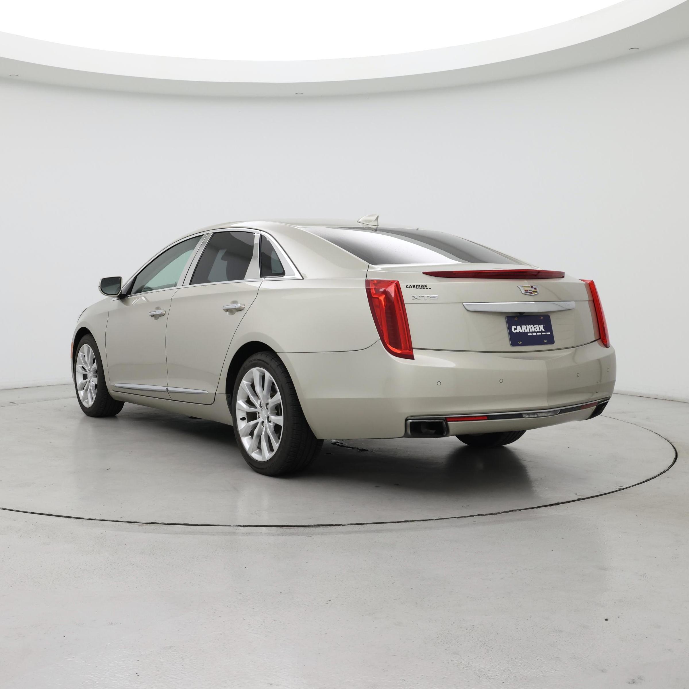 Thumbnail: 2016 Cadillac XTS - 2