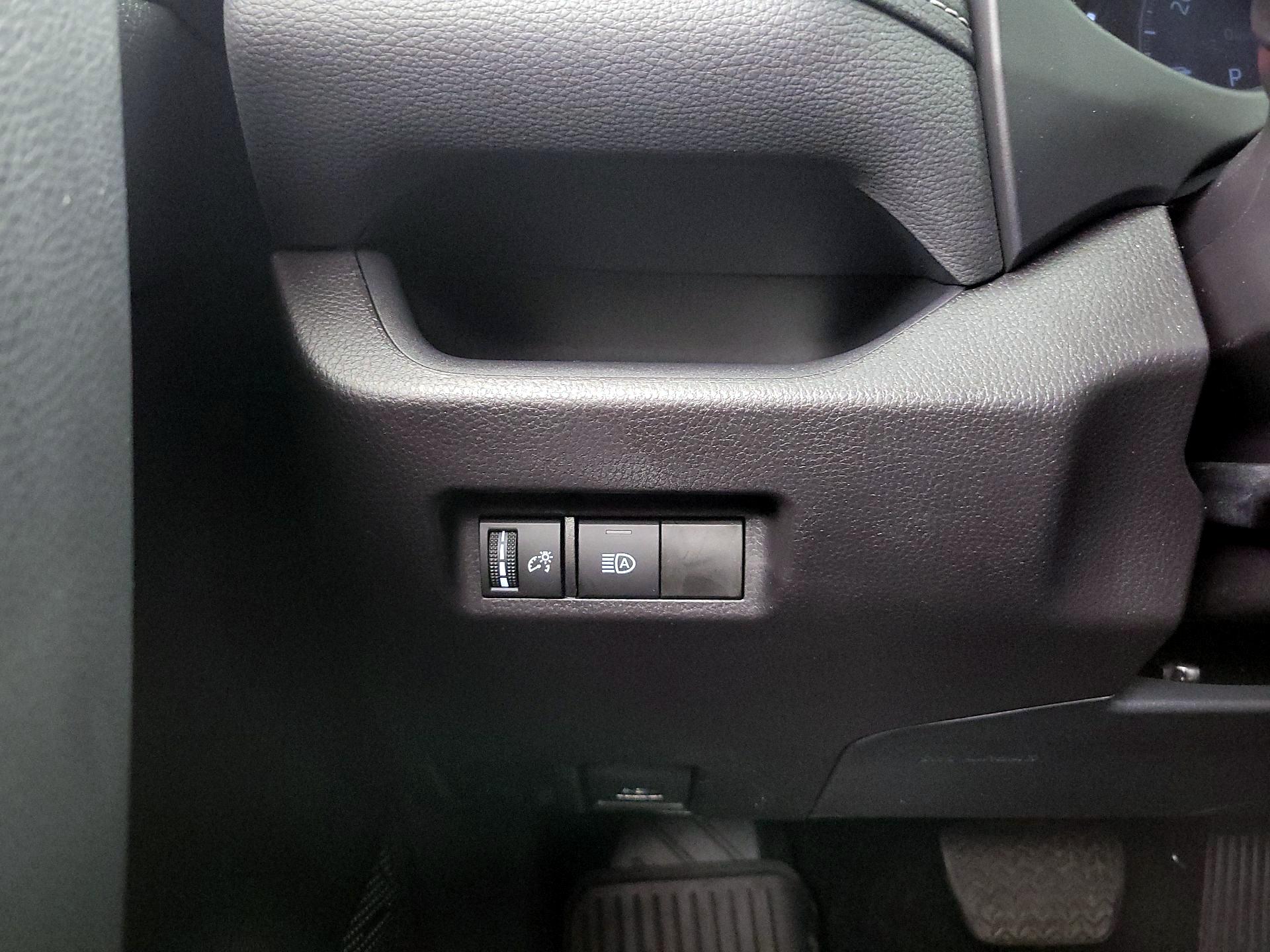 Thumbnail: 2025 Toyota RAV4 - 13