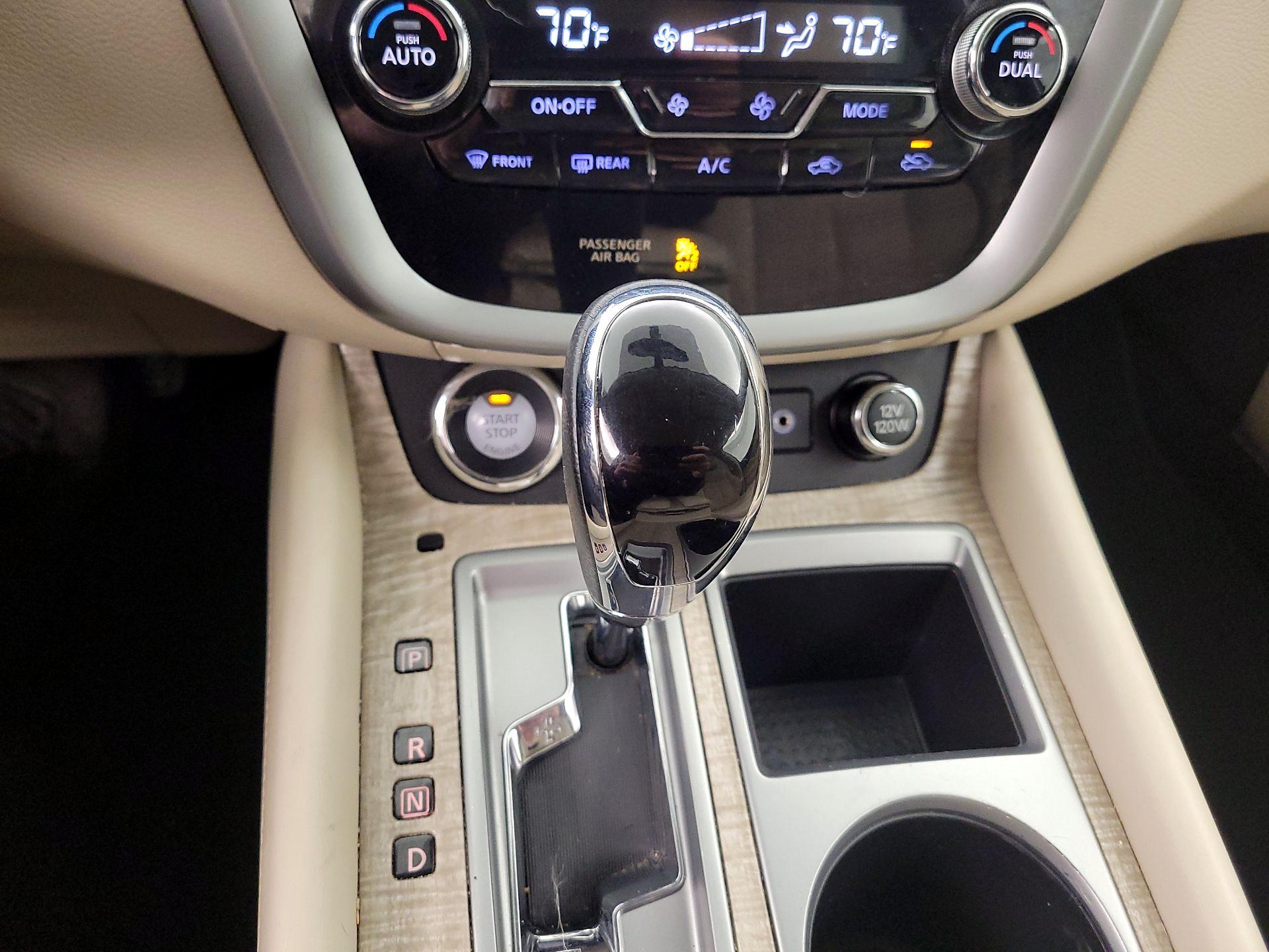 Thumbnail: 2019 Nissan Murano - 17