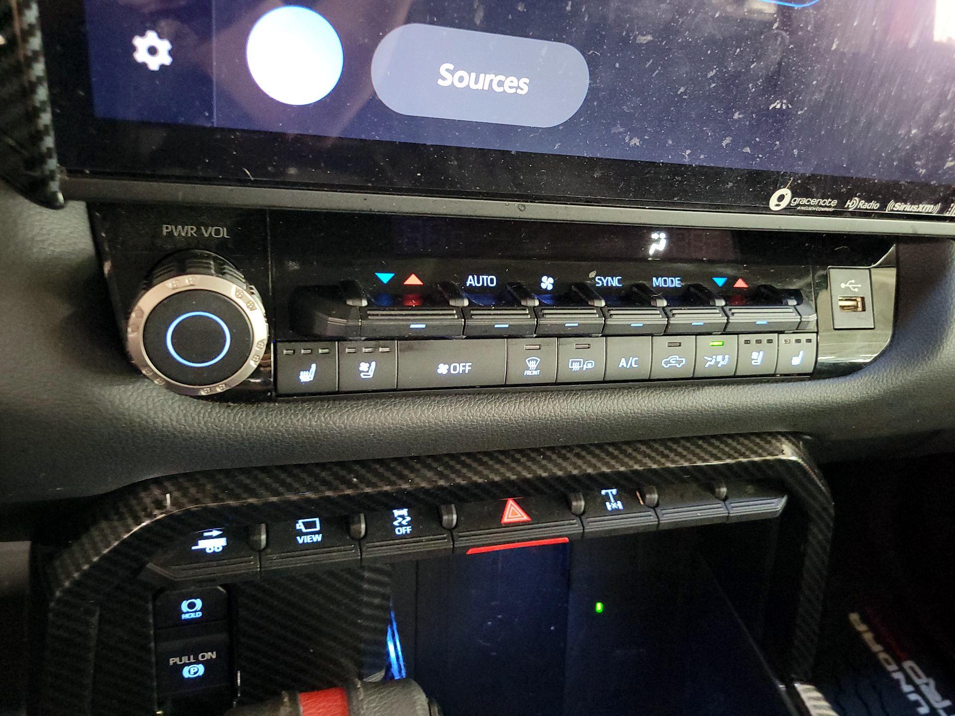 Thumbnail: 2023 Toyota Tundra - 17