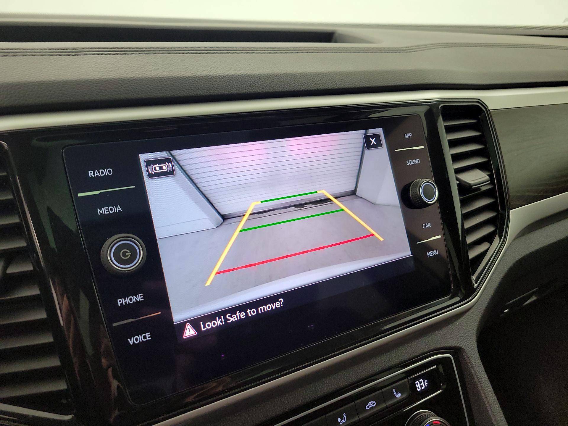 Thumbnail: 2022 Volkswagen Atlas - 14