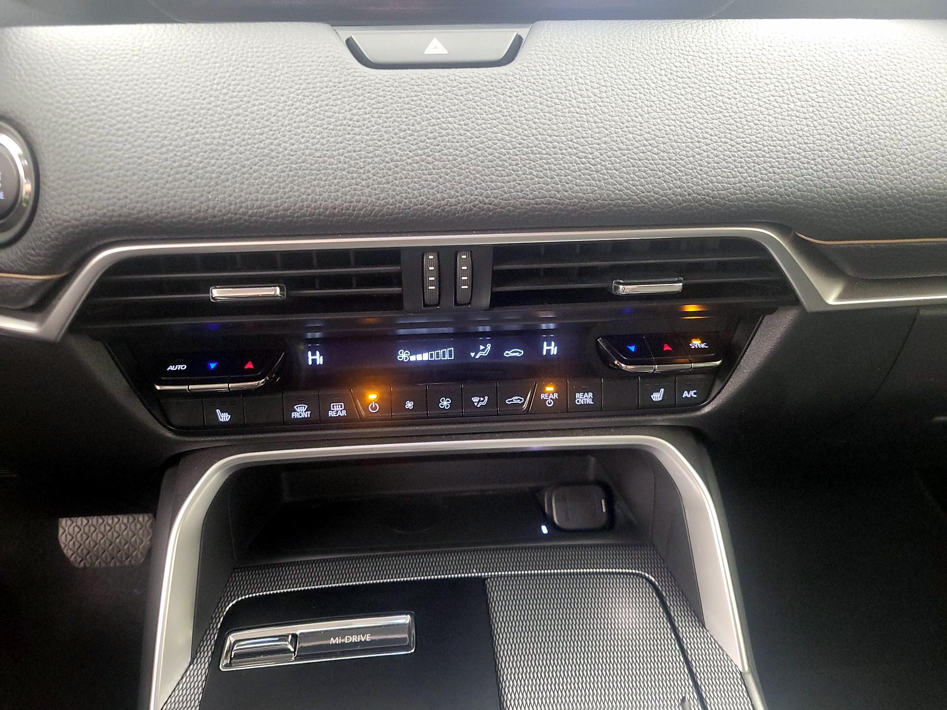 Thumbnail: 2024 Mazda CX-90 - 17