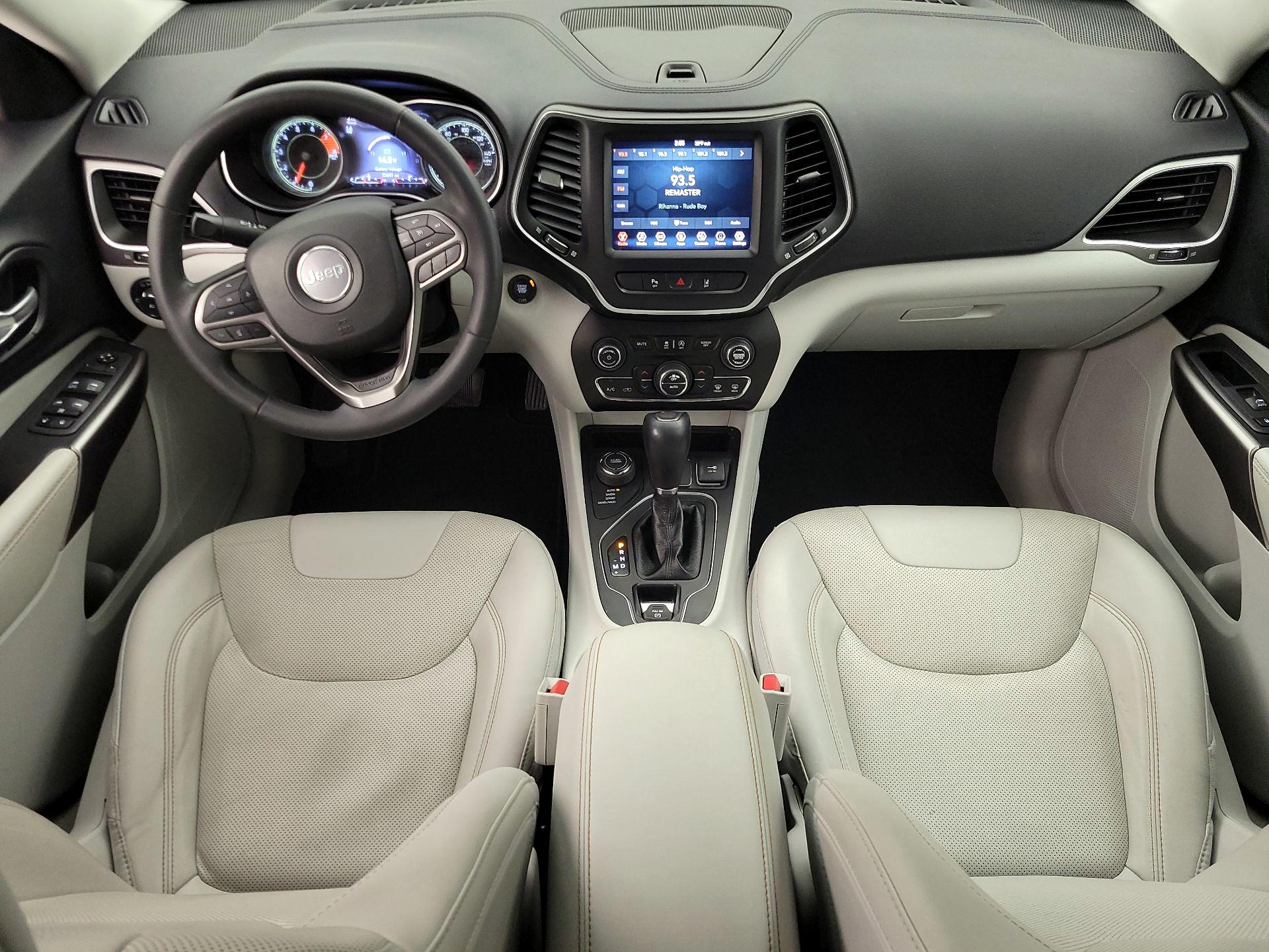 Thumbnail: 2022 Jeep Cherokee - 9