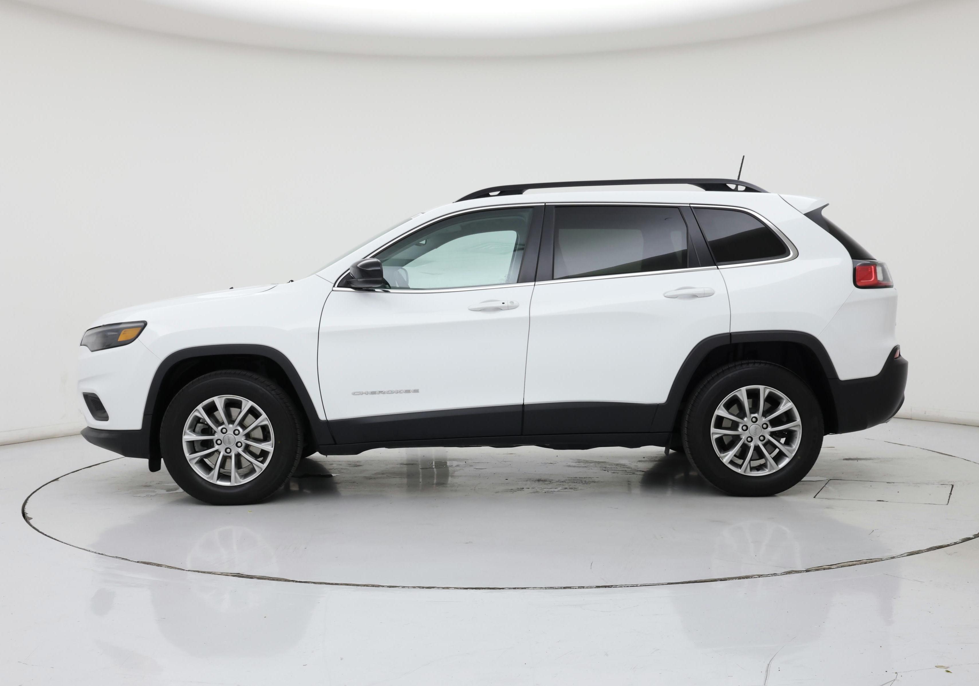 Thumbnail: 2022 Jeep Cherokee - 3