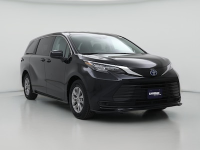 2024 Toyota Sienna Hybrid LE