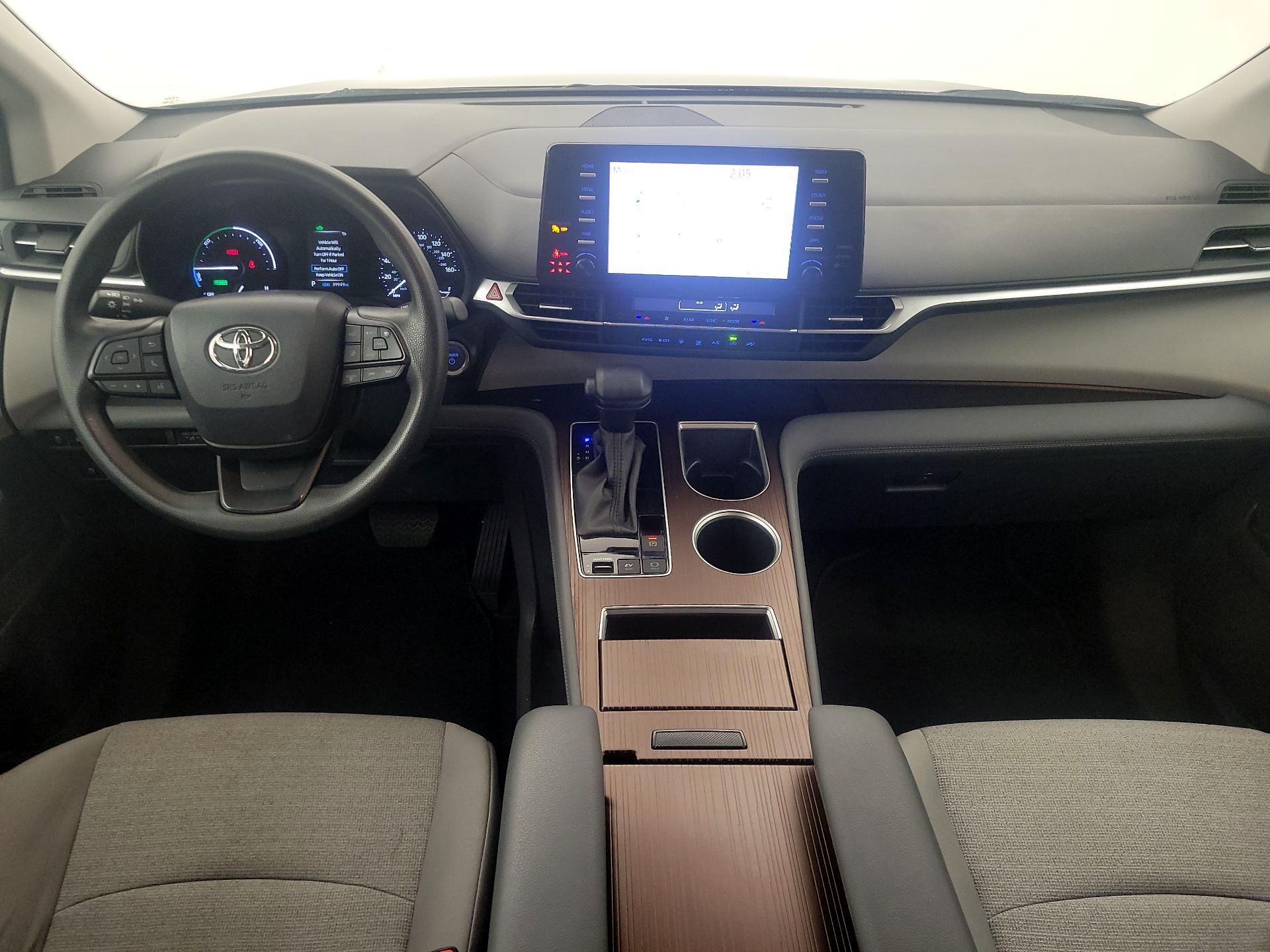 Thumbnail: 2024 Toyota Sienna - 9