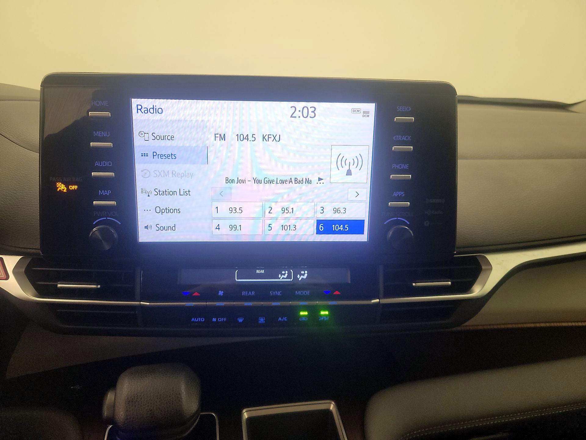 Thumbnail: 2024 Toyota Sienna - 15