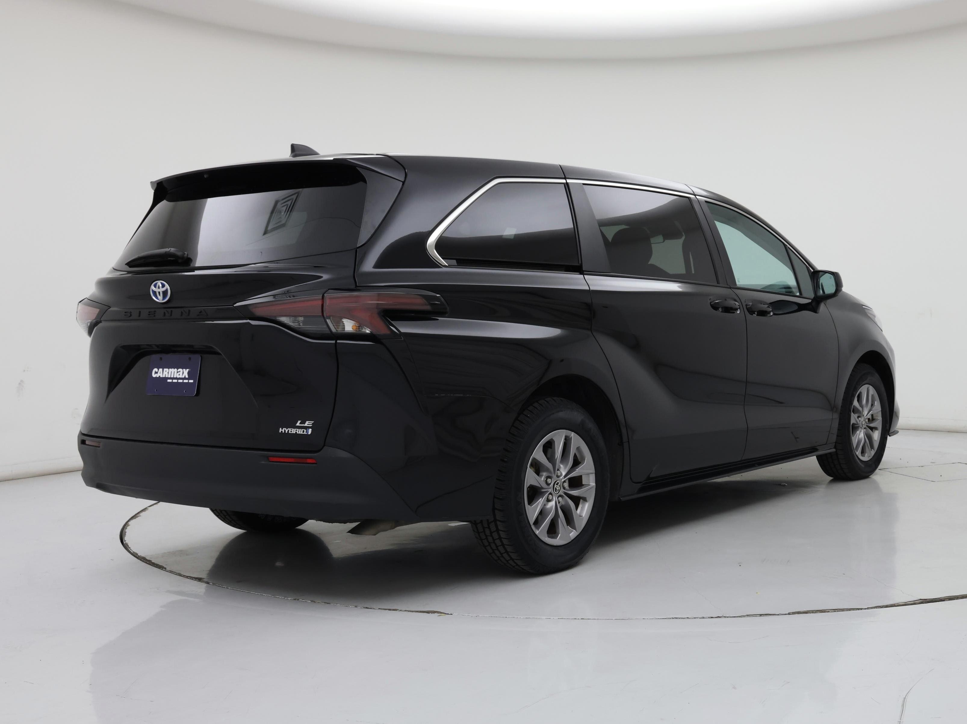 Thumbnail: 2024 Toyota Sienna - 8