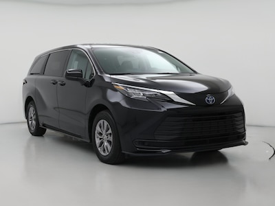 2024 Toyota Sienna Hybrid LE